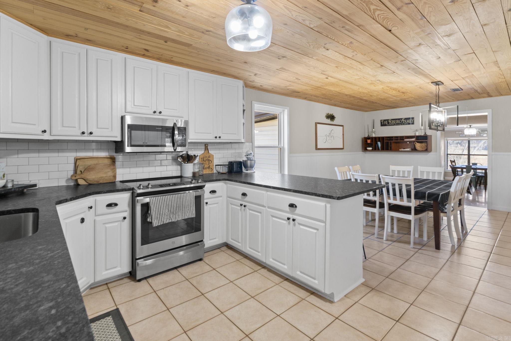 2419 HWY 128 Lonsdale, AR 72087