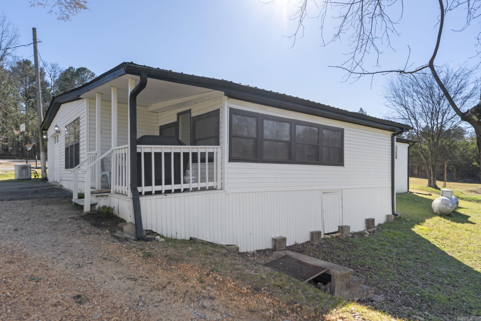 2419 HWY 128 Lonsdale, AR 72087