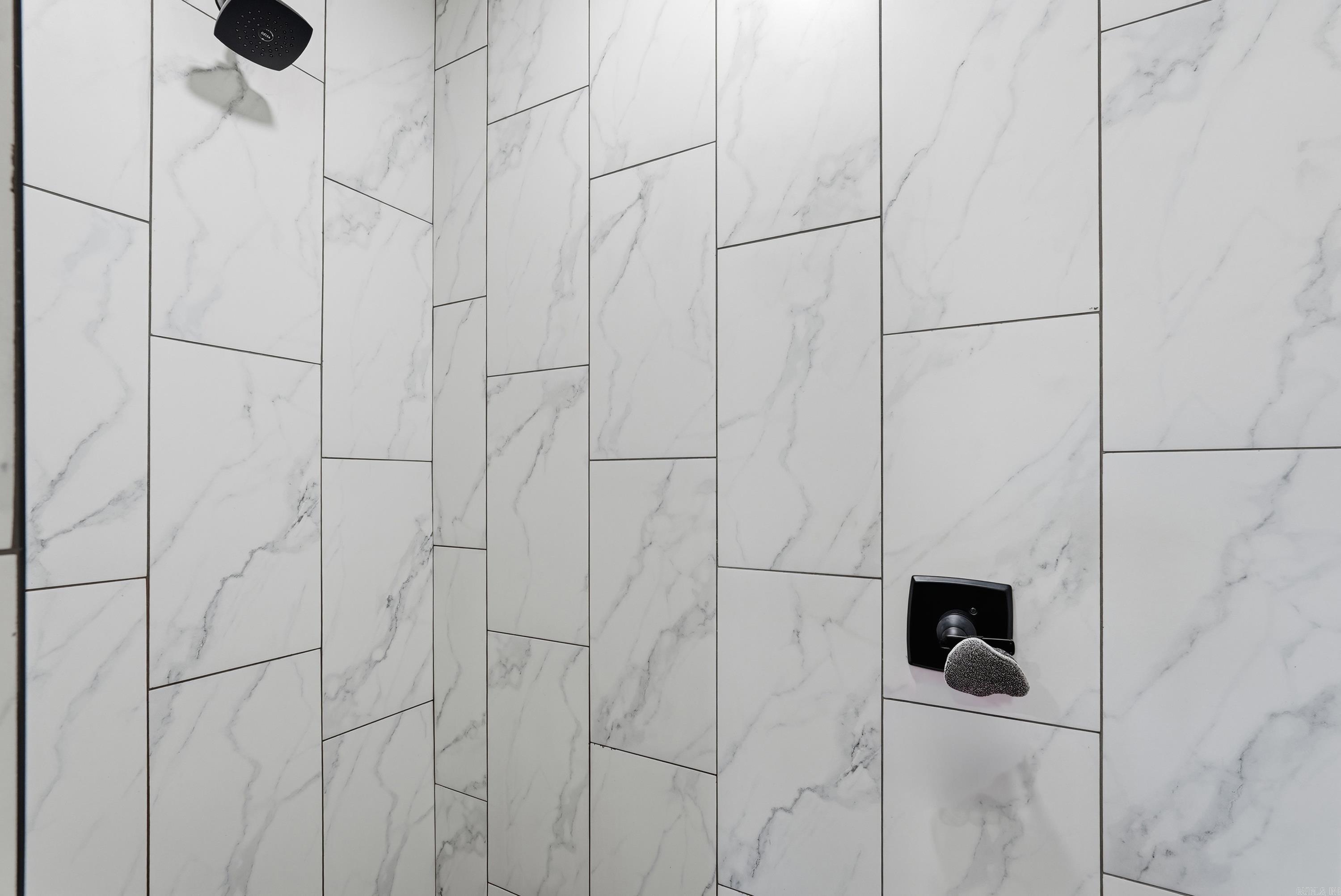 18 CLOVER LEAF  Greenbrier, AR