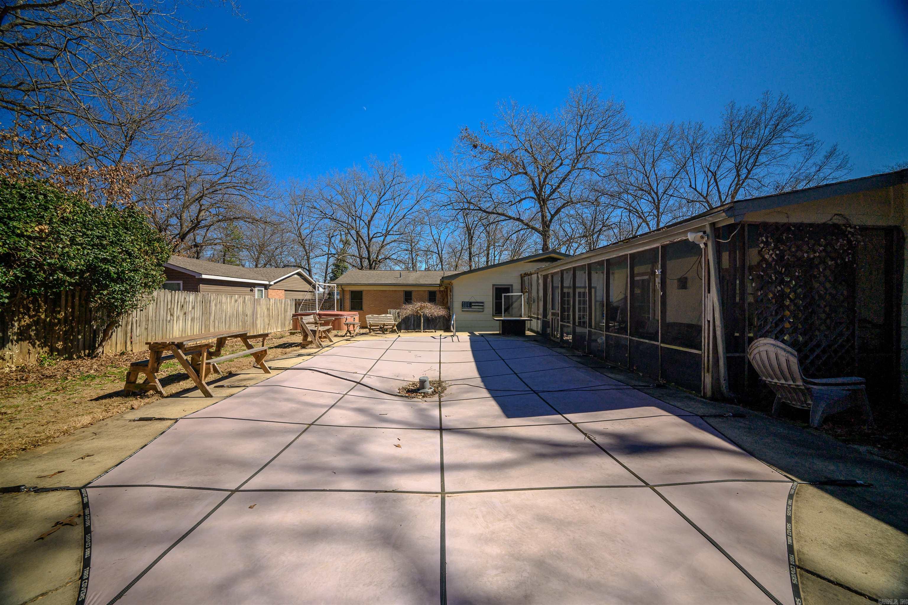 1775 Sun Valley  Batesville, AR