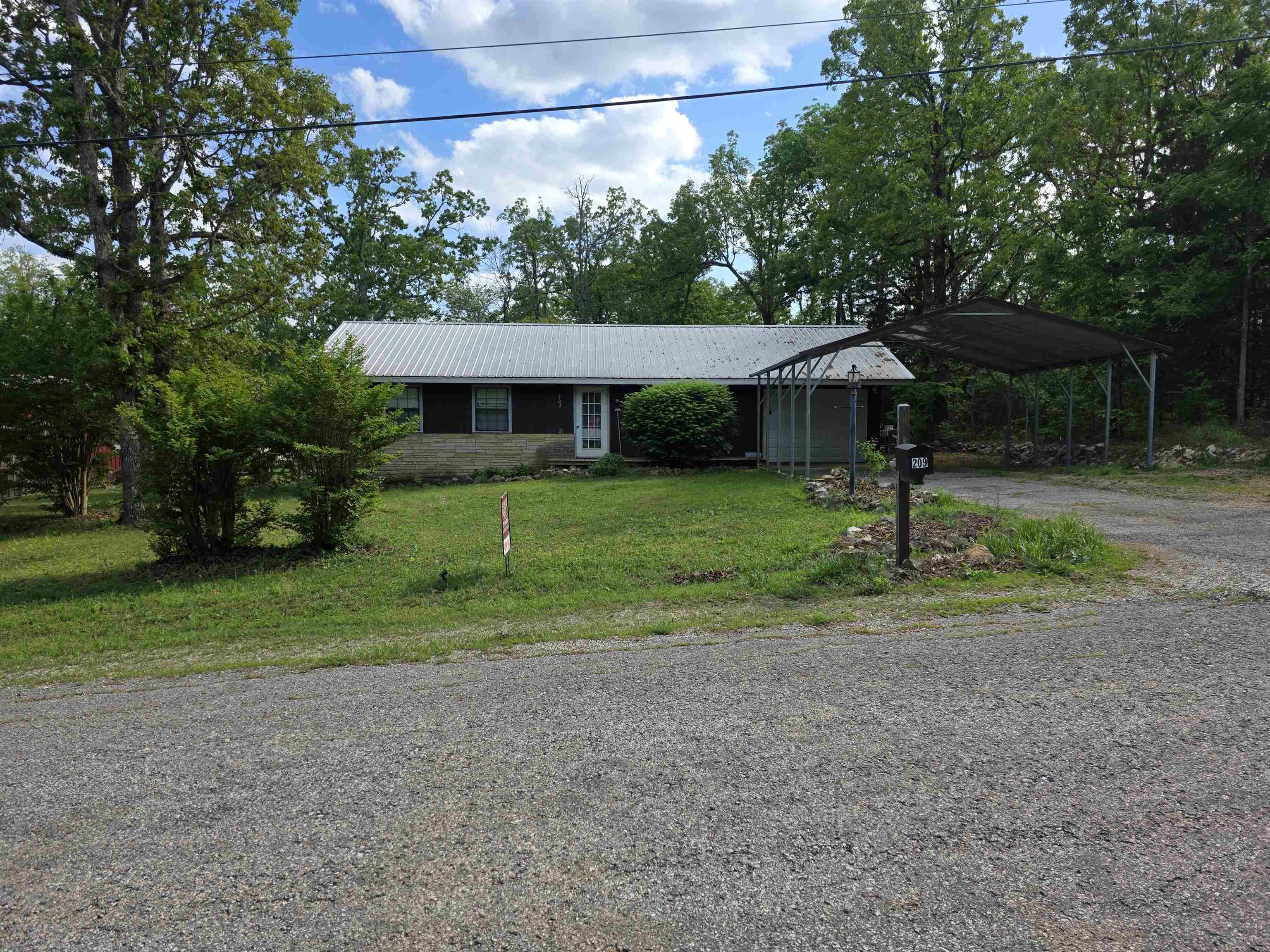 209 Sequoia Lane