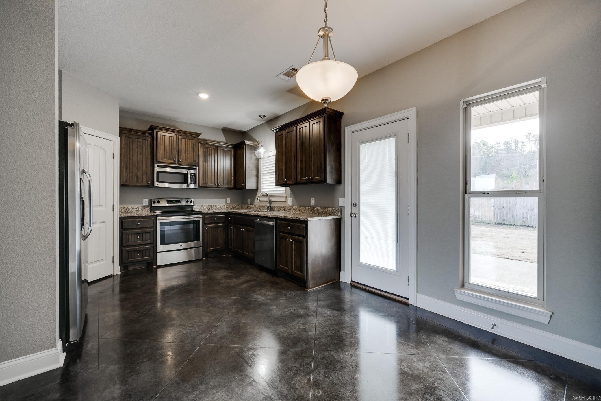 2131 Morning Glory  Conway, AR