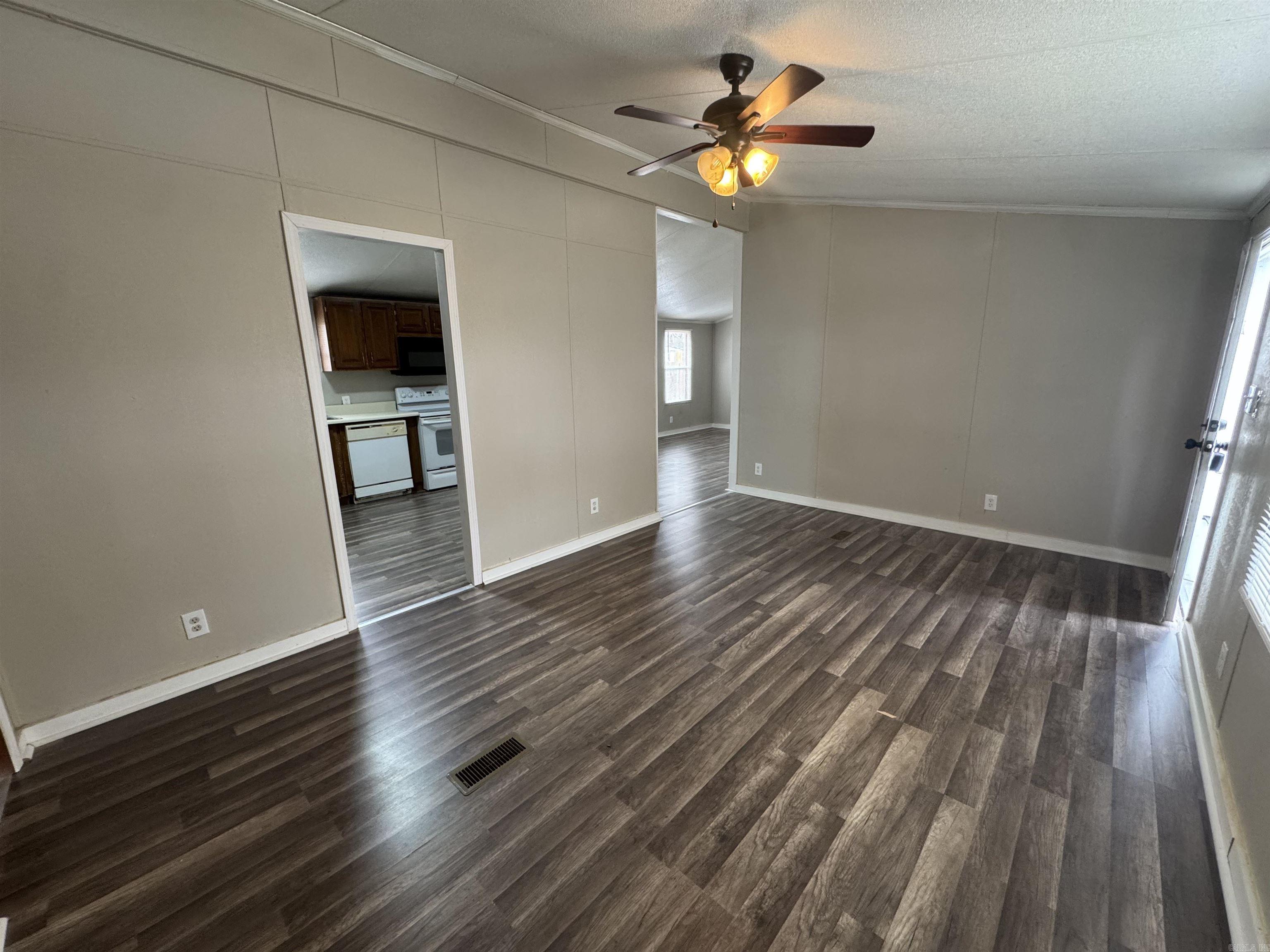 64 Black Oak  Ward, AR