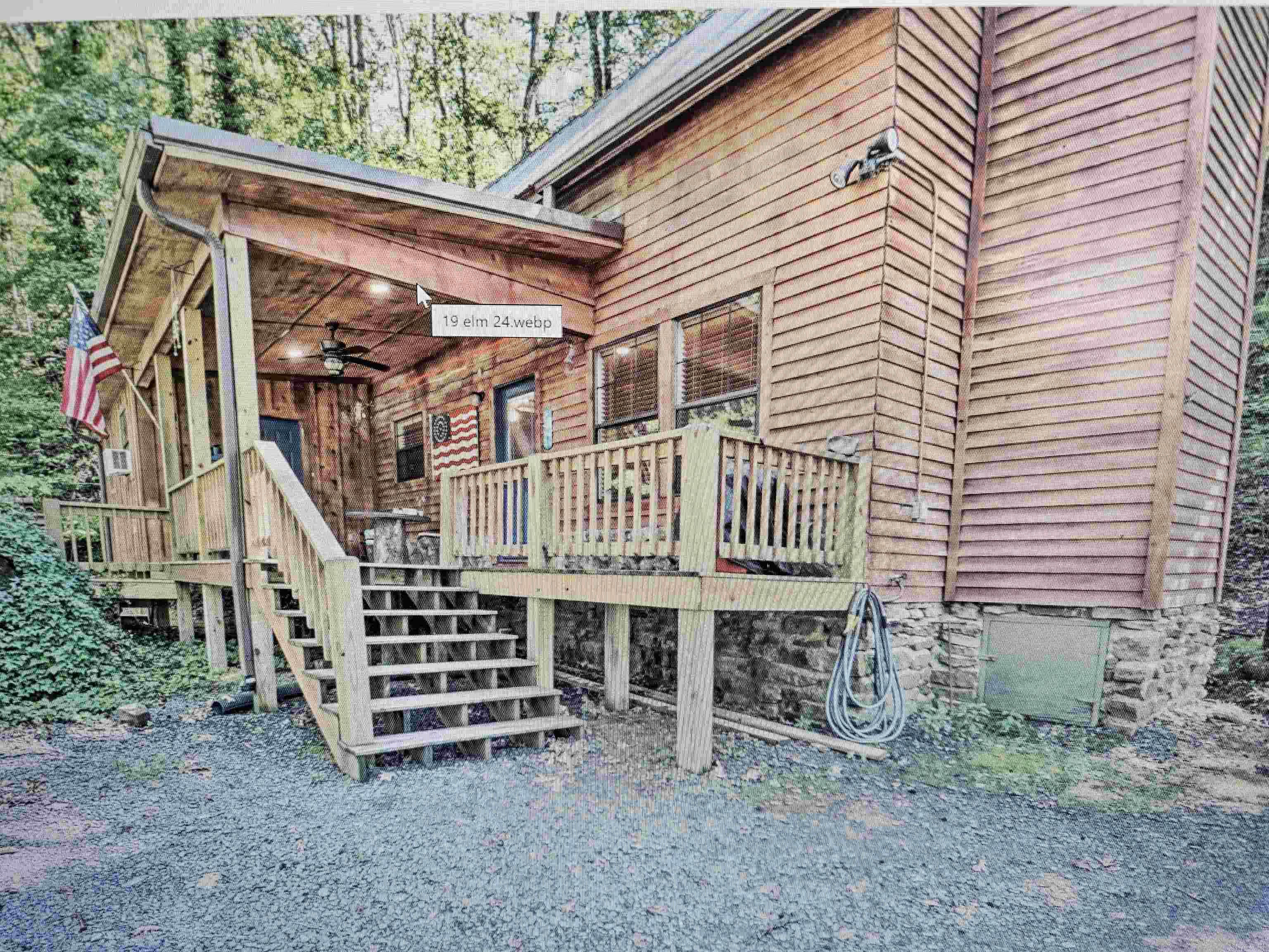 19 Elm Street  Greers Ferry, AR