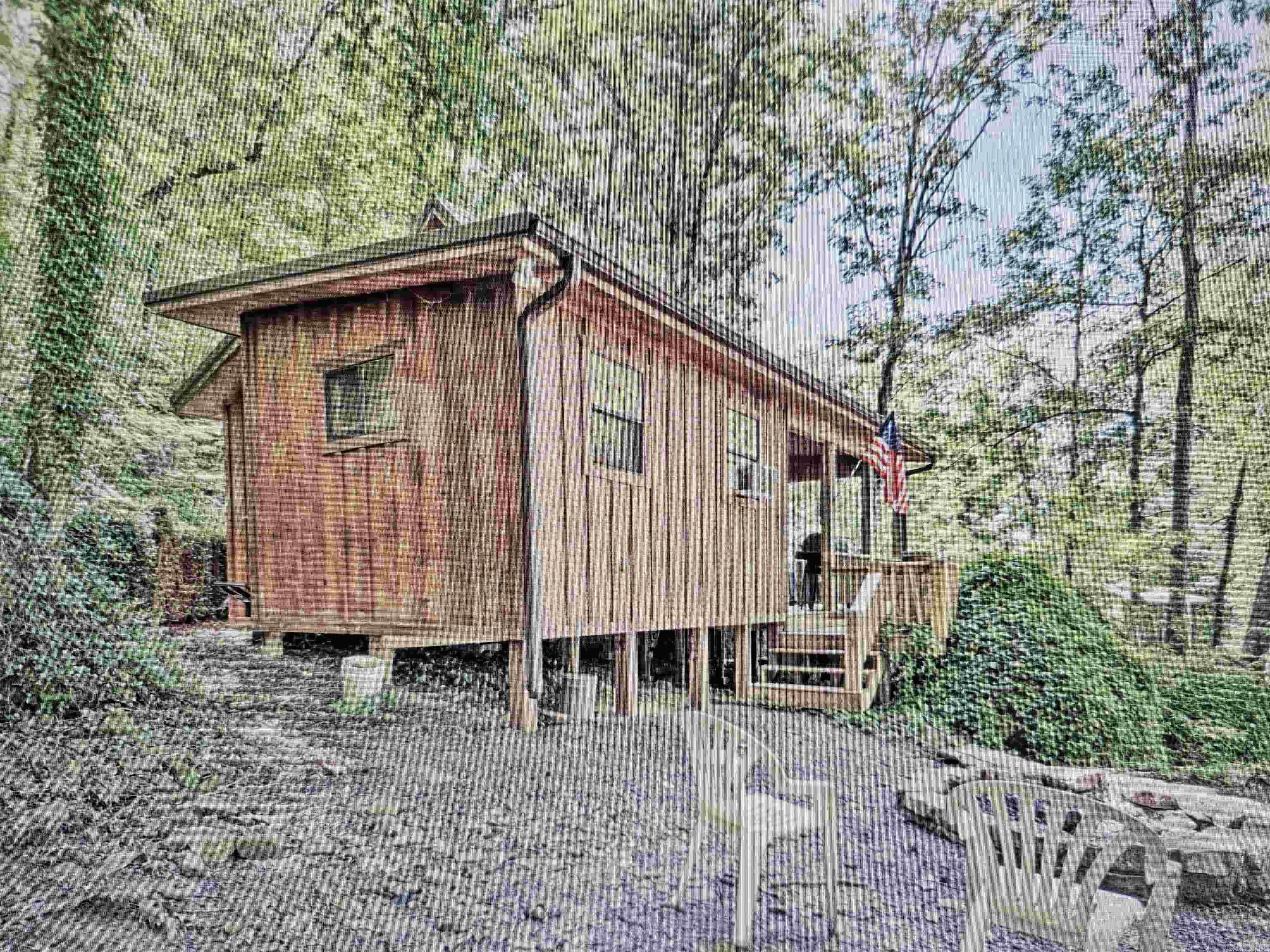 19 Elm Street  Greers Ferry, AR