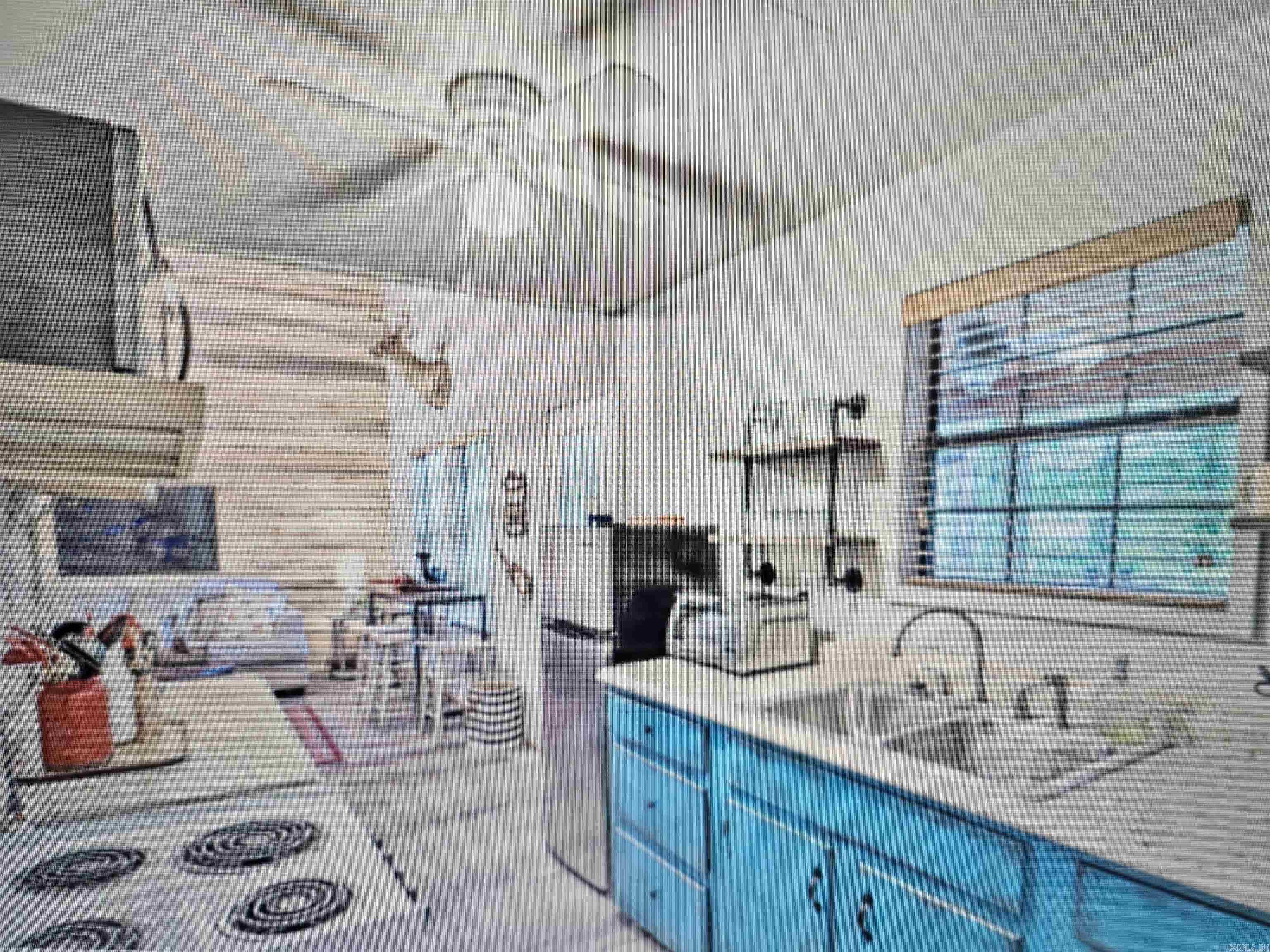 19 Elm Street  Greers Ferry, AR