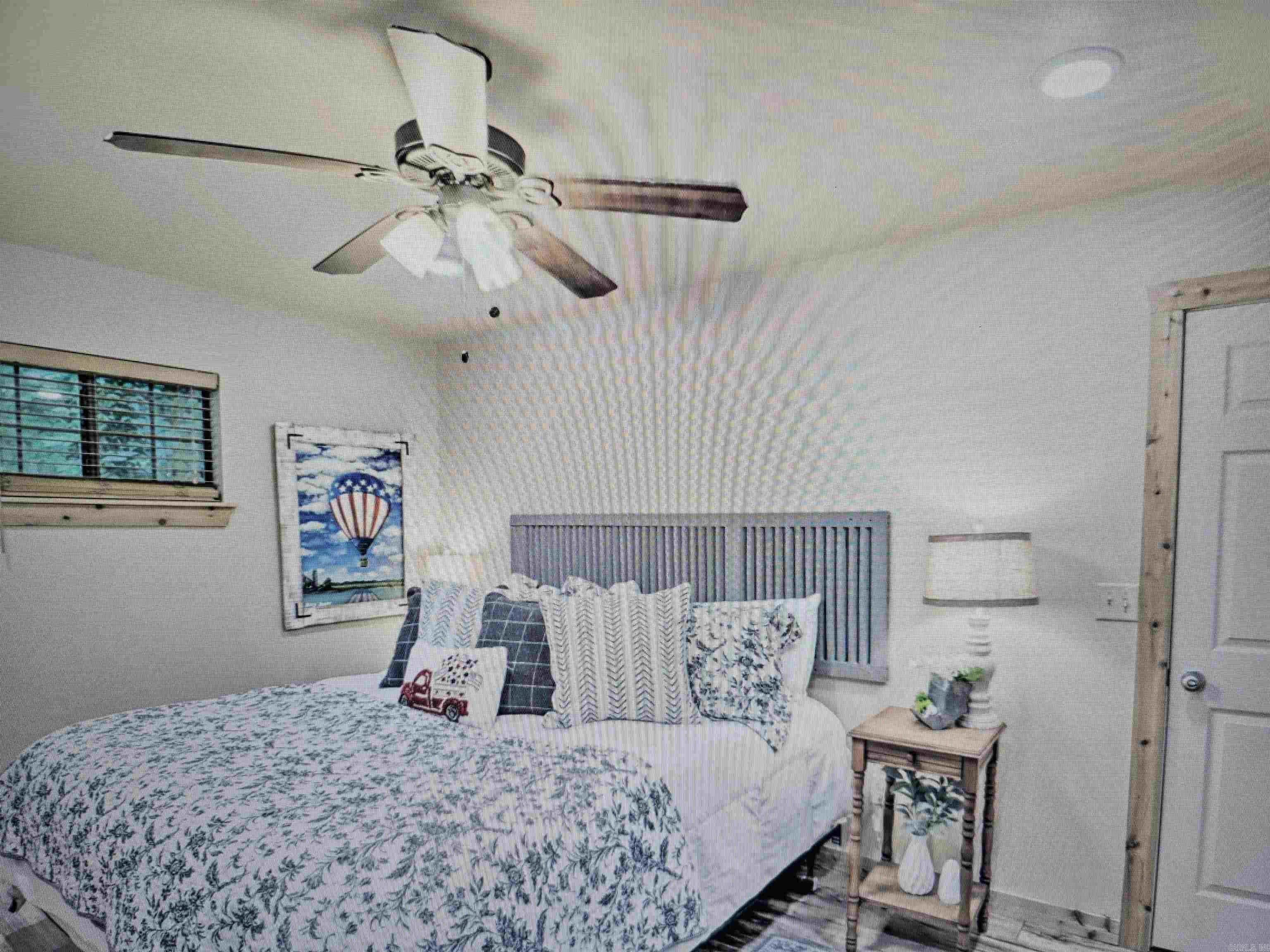 19 Elm Street  Greers Ferry, AR