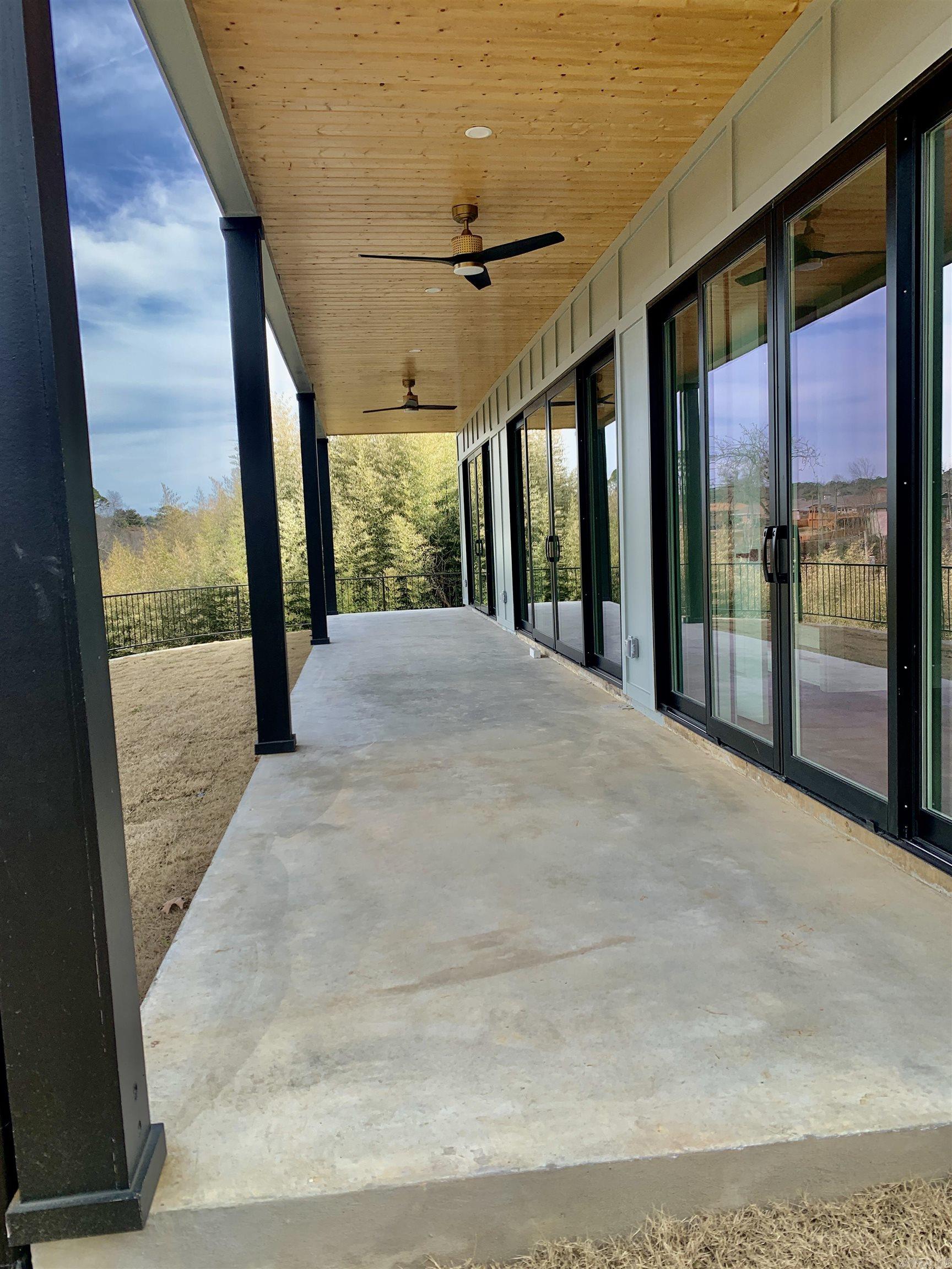 31 Lefever Lane Little Rock, AR 72227