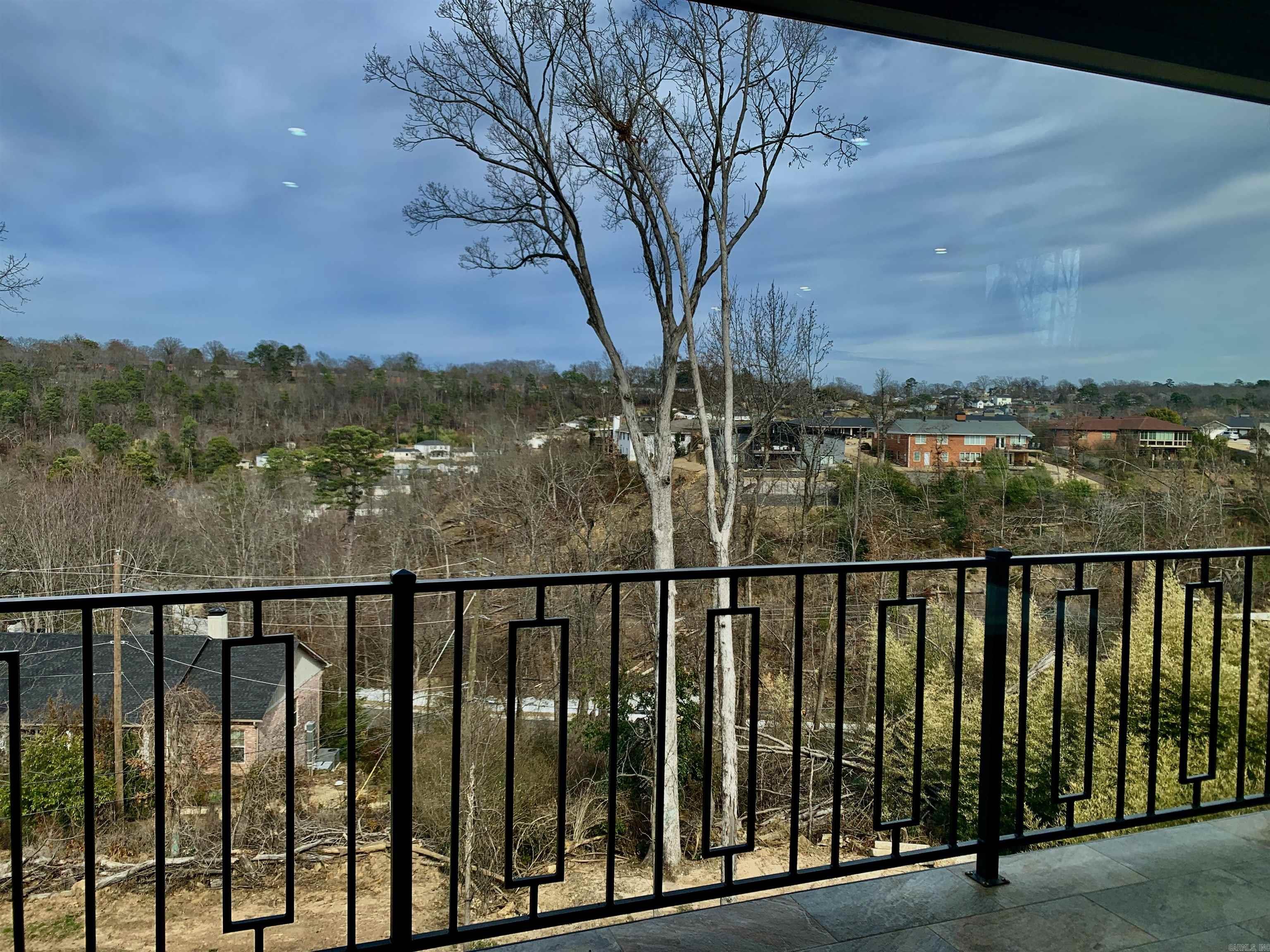 31 Lefever Lane Little Rock, AR 72227