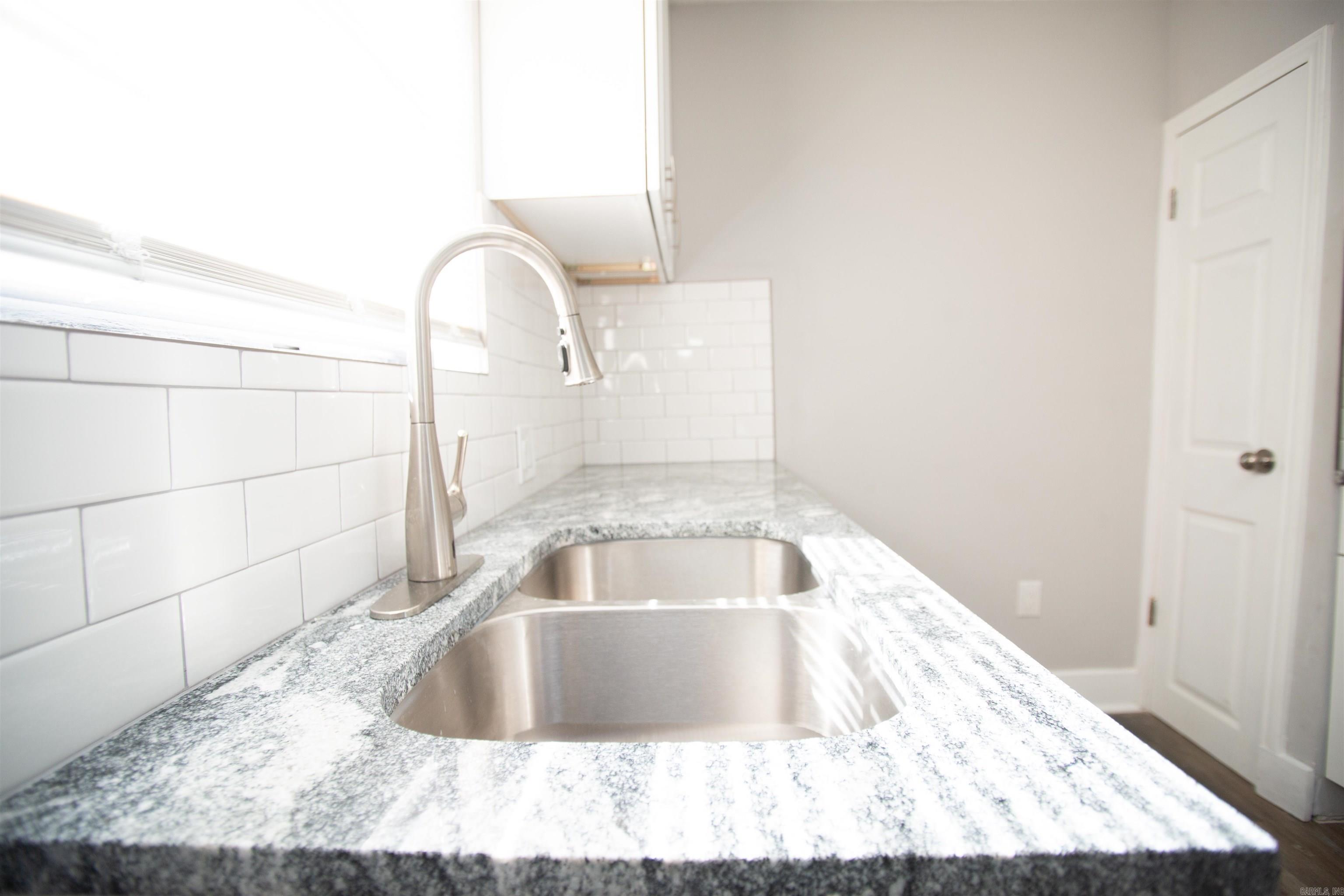 914 E 17th  North Little Rock, AR