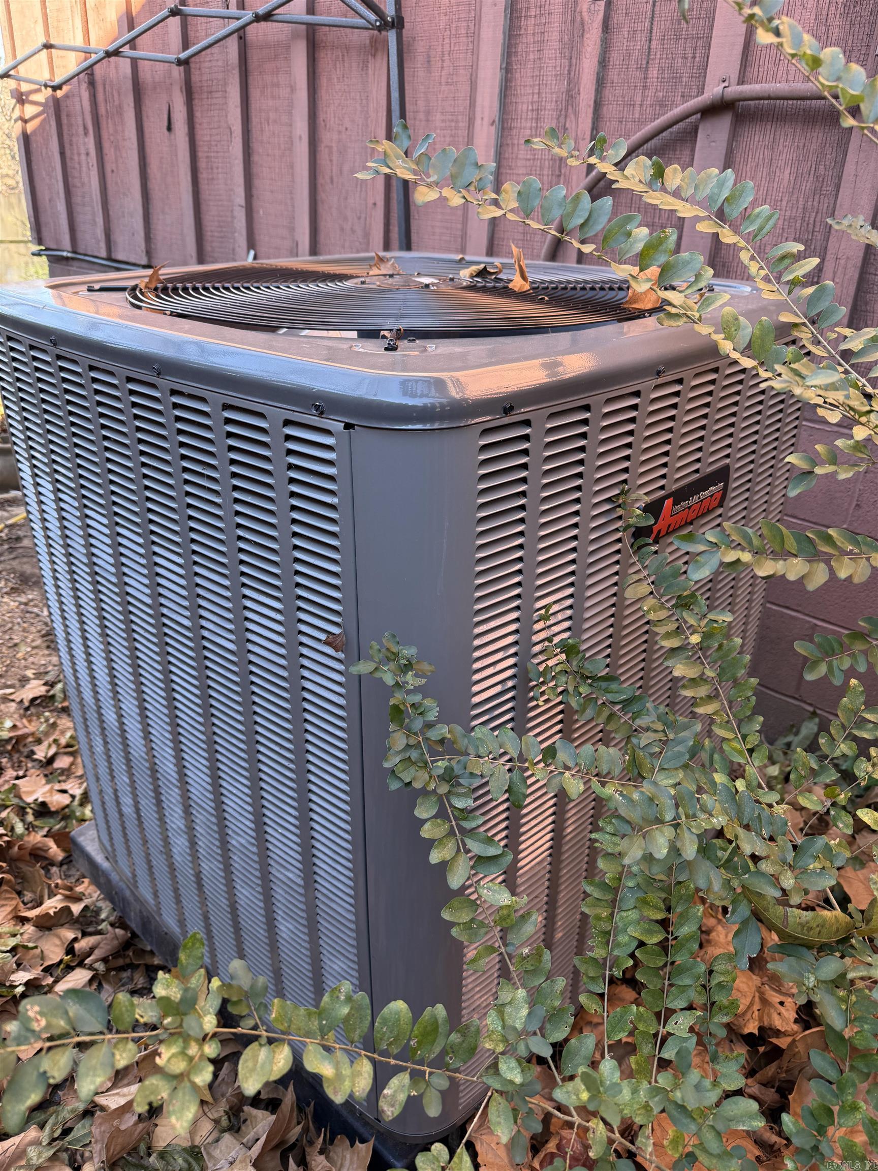 1406 E Twin Lakes  Little Rock, AR