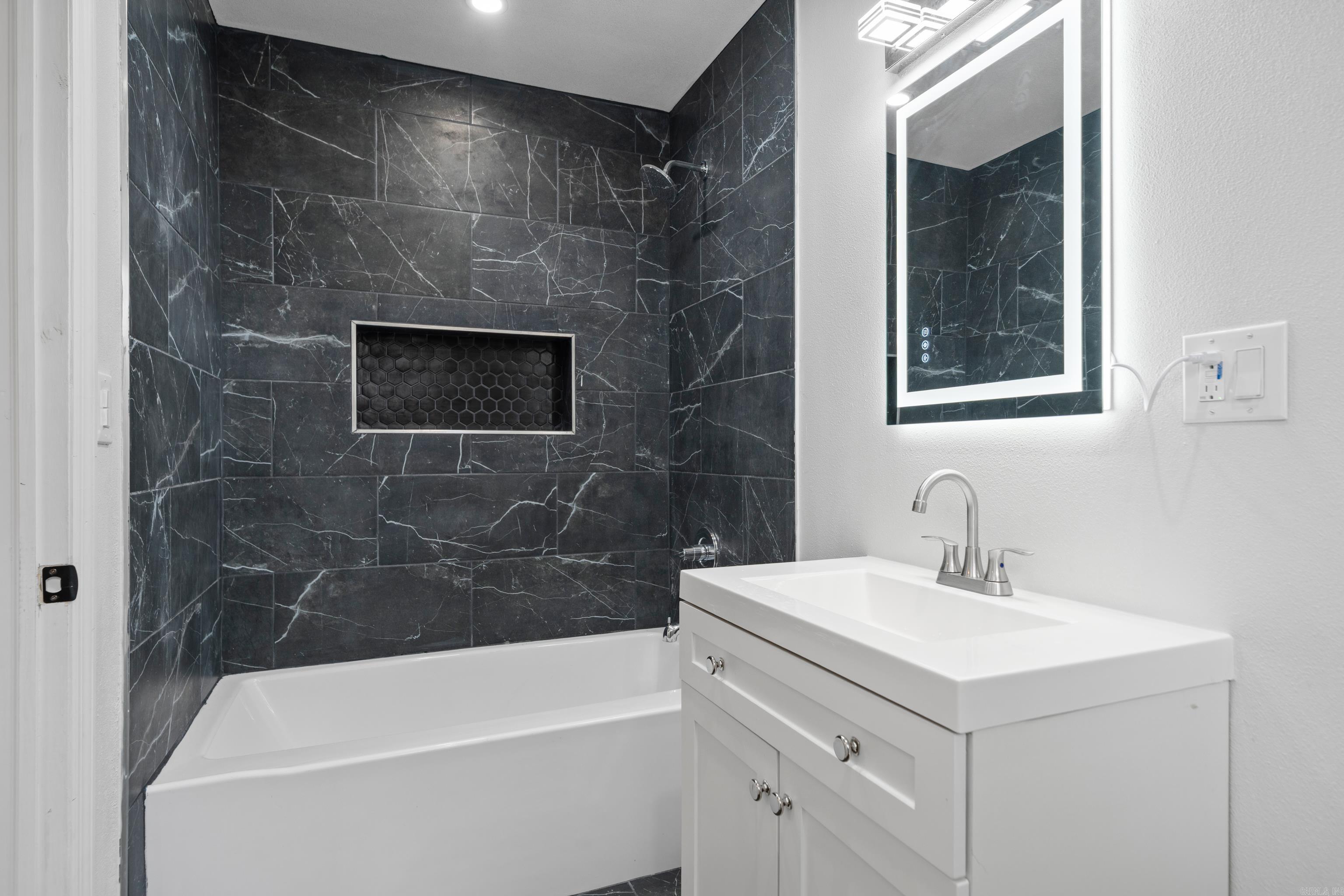 1304 Peach  Hope, AR