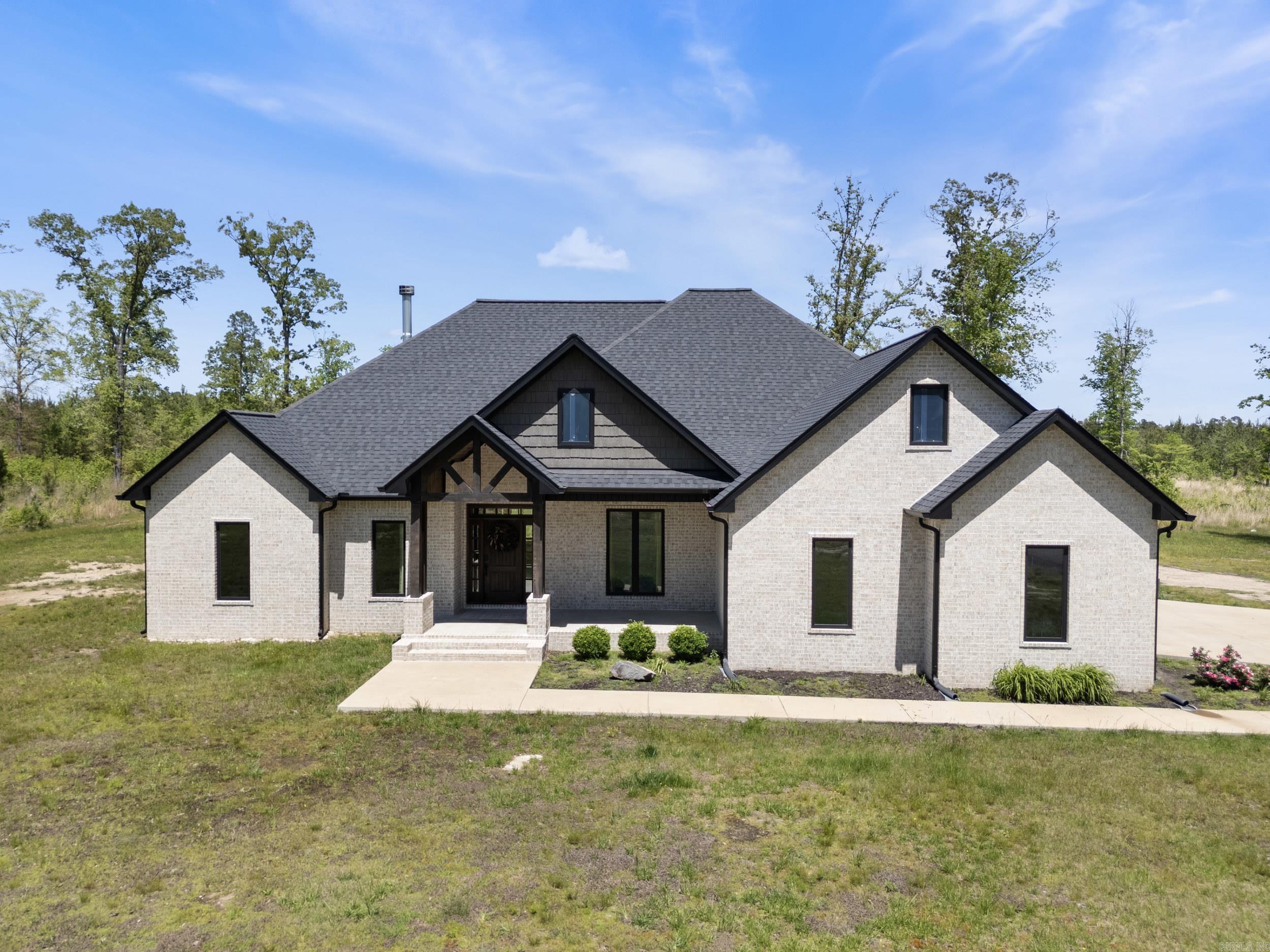 8899 Grant County Rd 75  Sheridan, AR