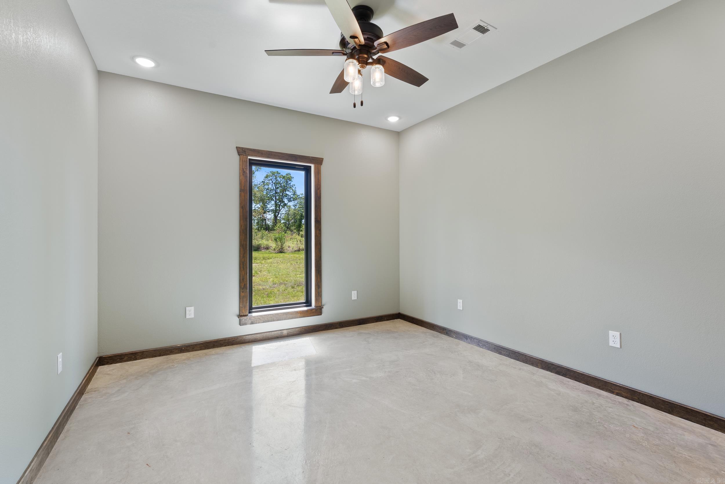 8899 Grant County Rd 75  Sheridan, AR