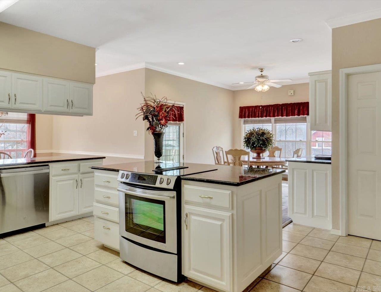 120 Pineapple  Hot Springs, AR