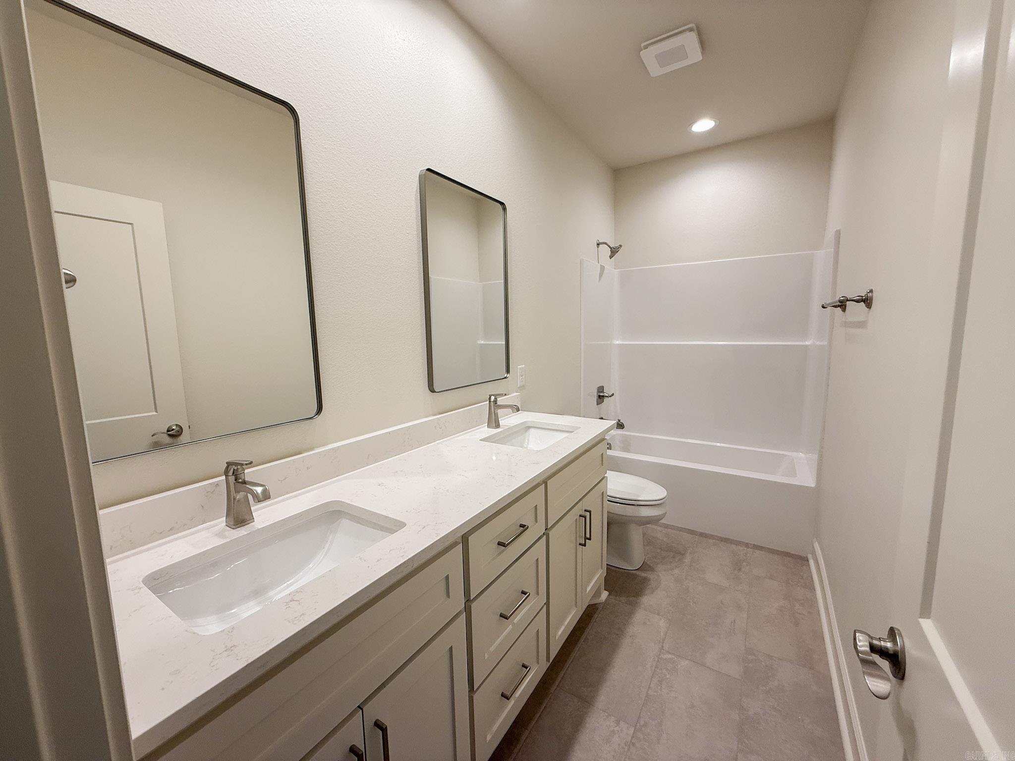 1020 Ridgeview Cove Vilonia, AR 72173