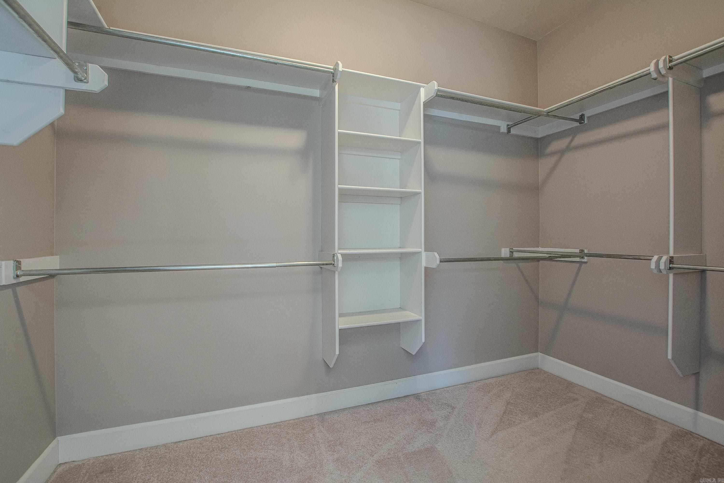 3211 Moonlighting Place Drive  Bryant, AR