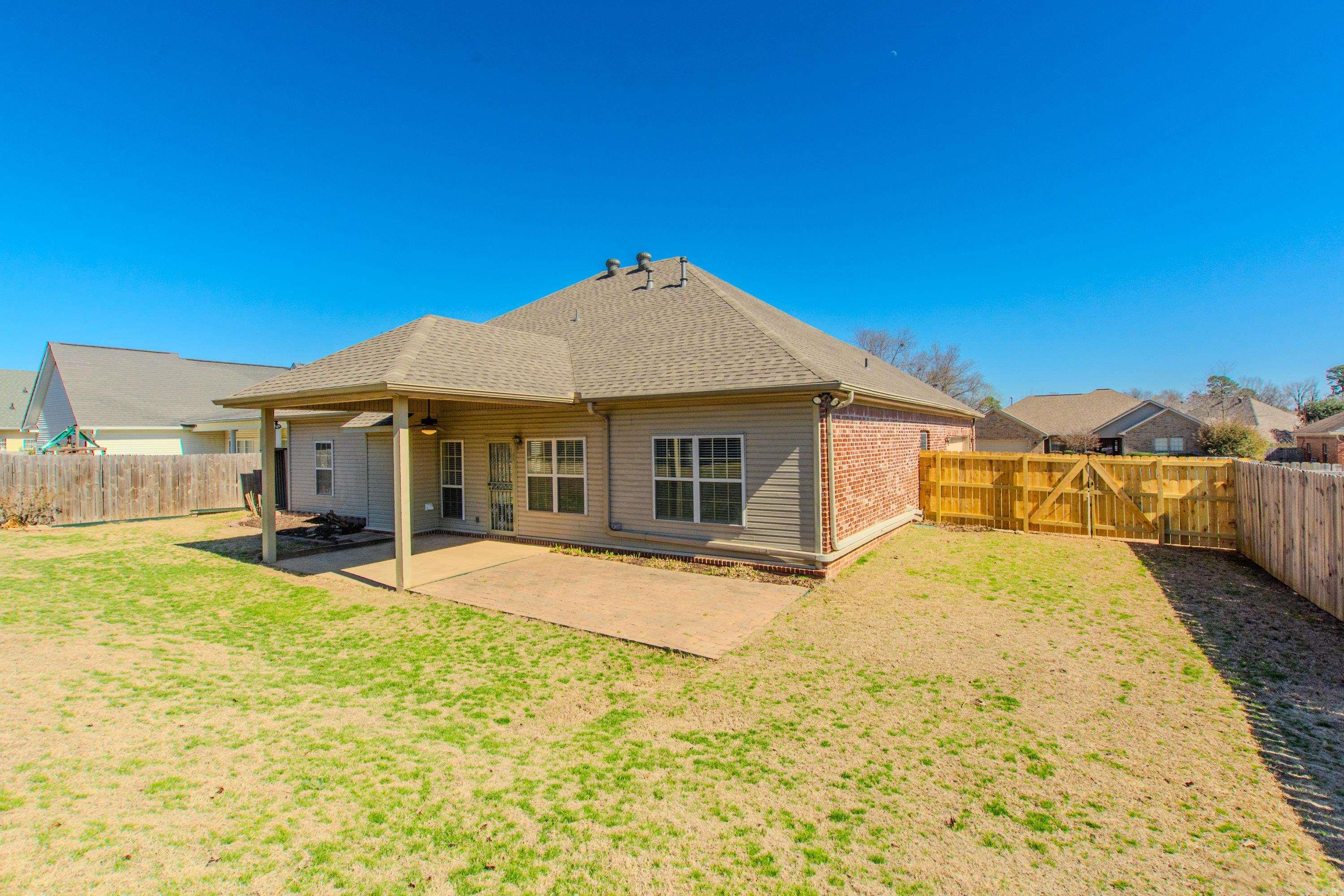3211 Moonlighting Place Drive  Bryant, AR