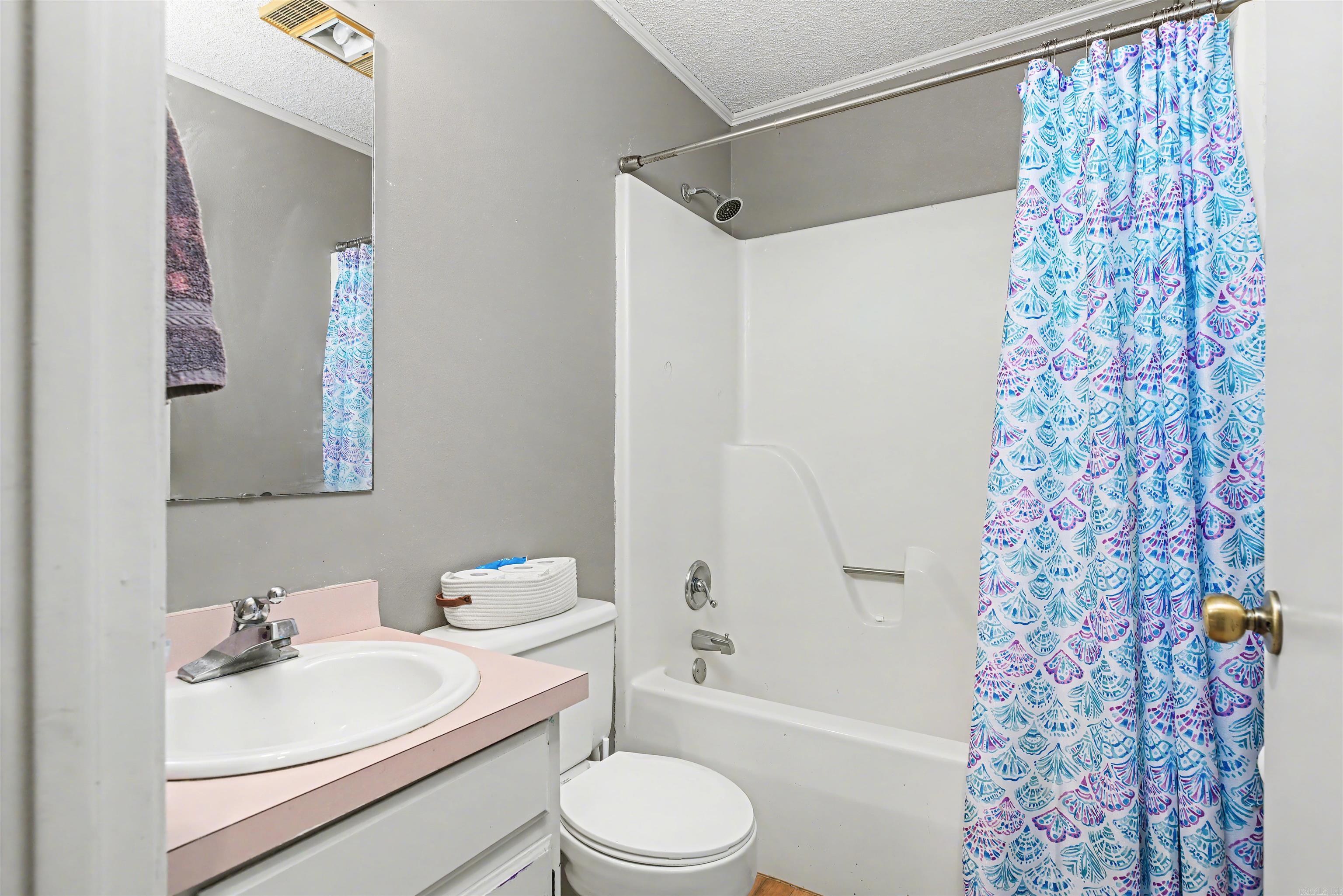 1904 Amy Lane  White Hall, AR