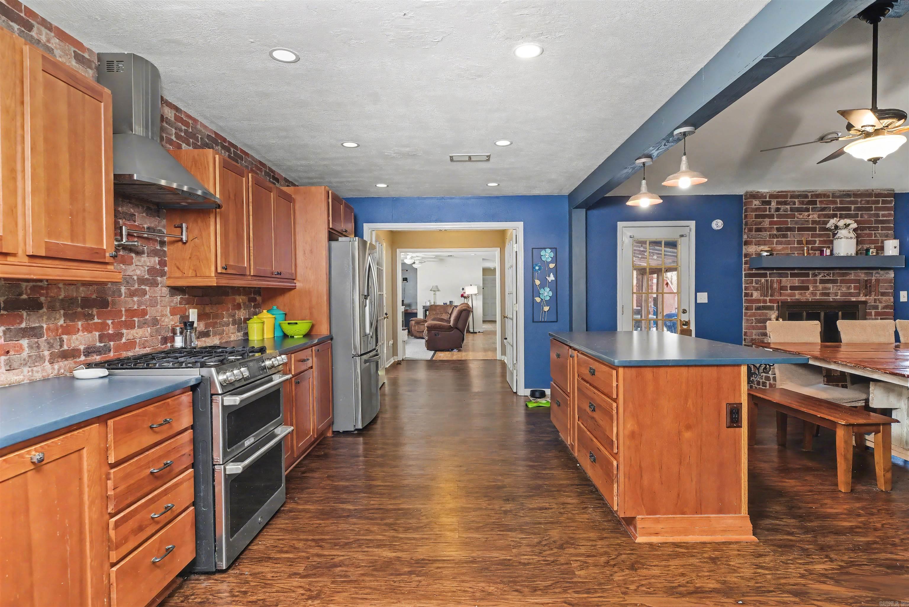 1904 Amy Lane  White Hall, AR