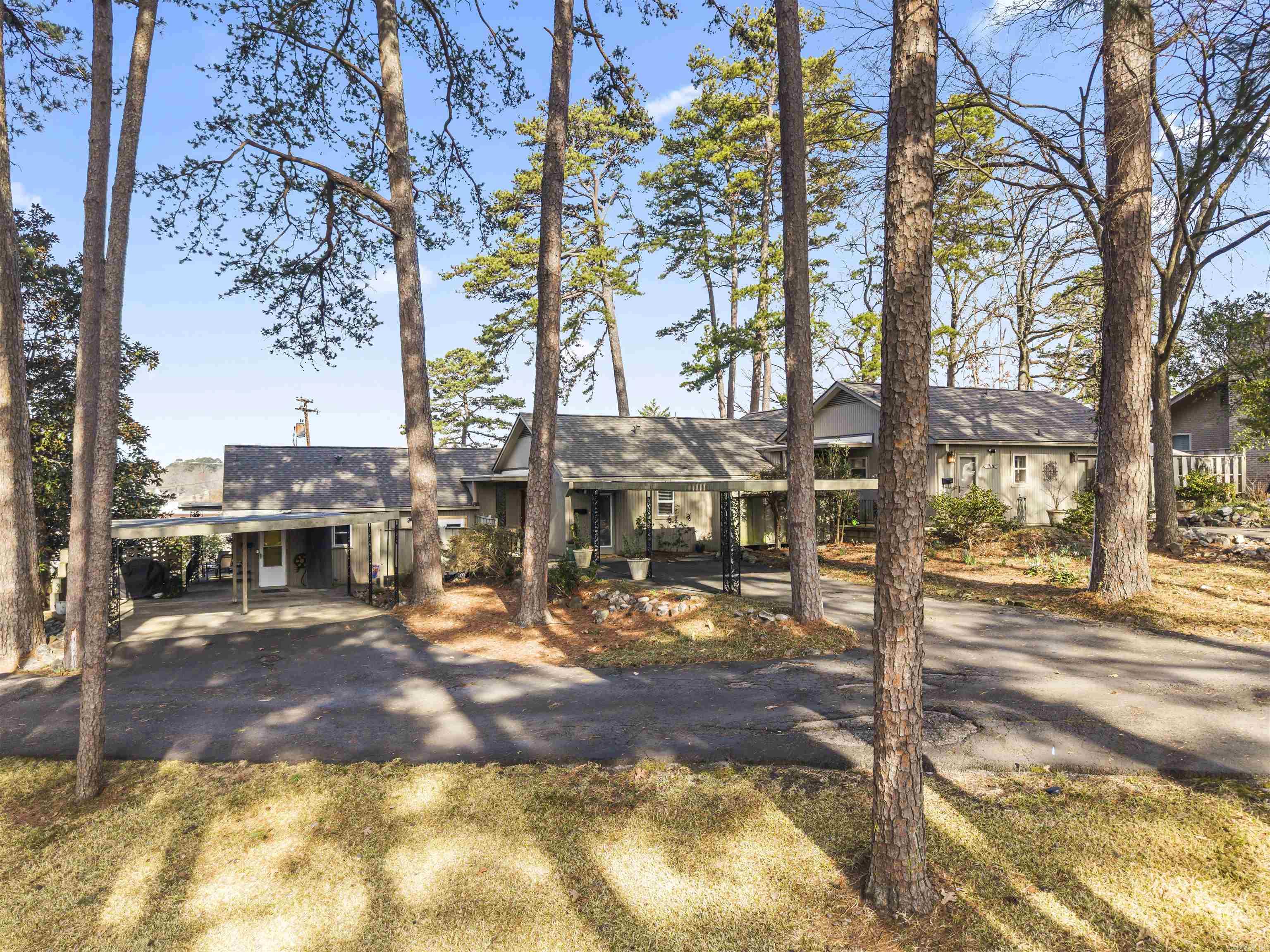 220 SUNSET BAY  Hot Springs, AR