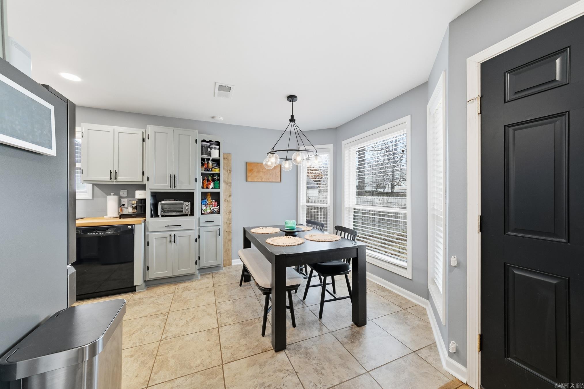 2220 Rainbow  Conway, AR