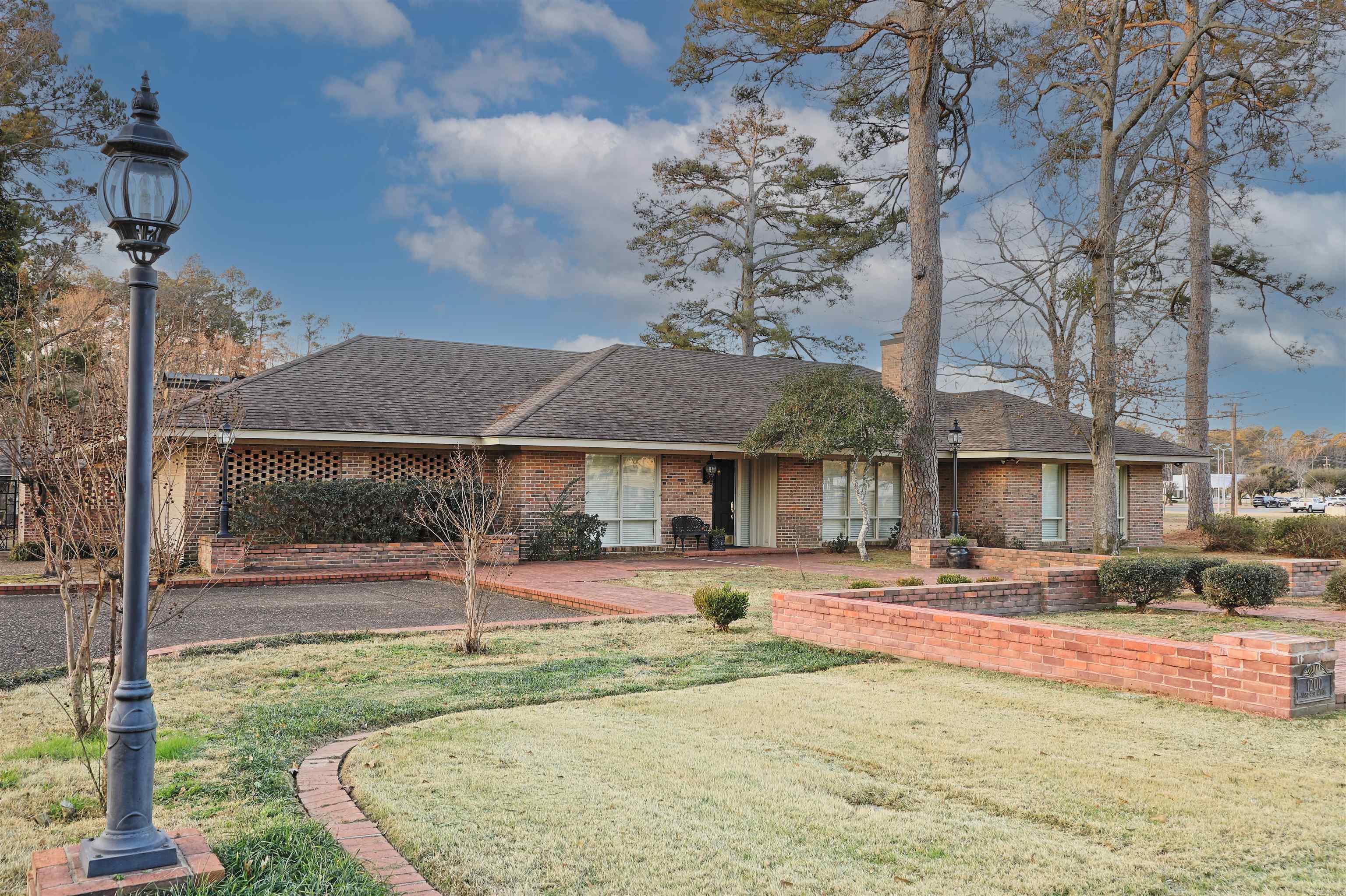 1200 W 41st  Pine Bluff, AR