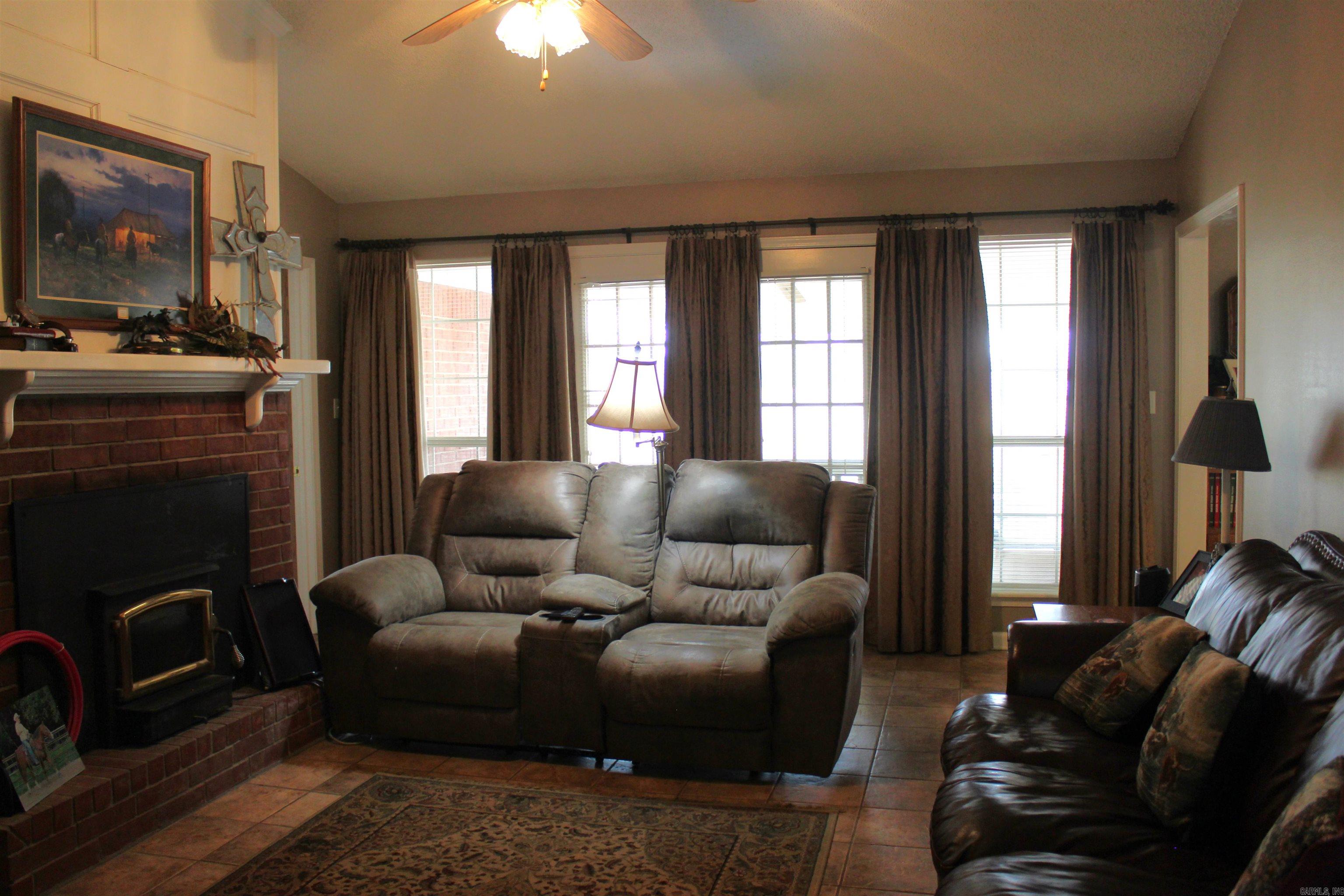 1770 S Stacy Springs  Quitman, AR