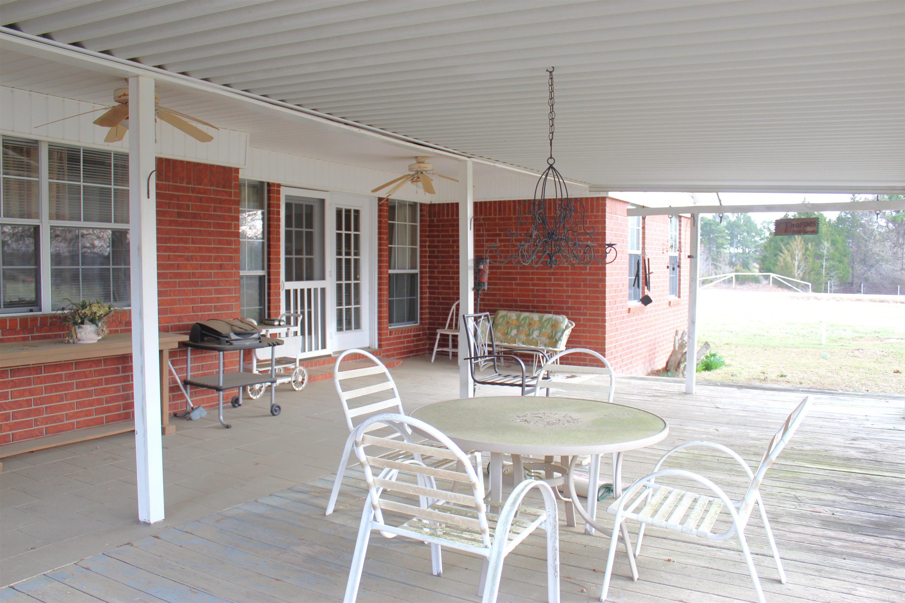 1770 S Stacy Springs  Quitman, AR