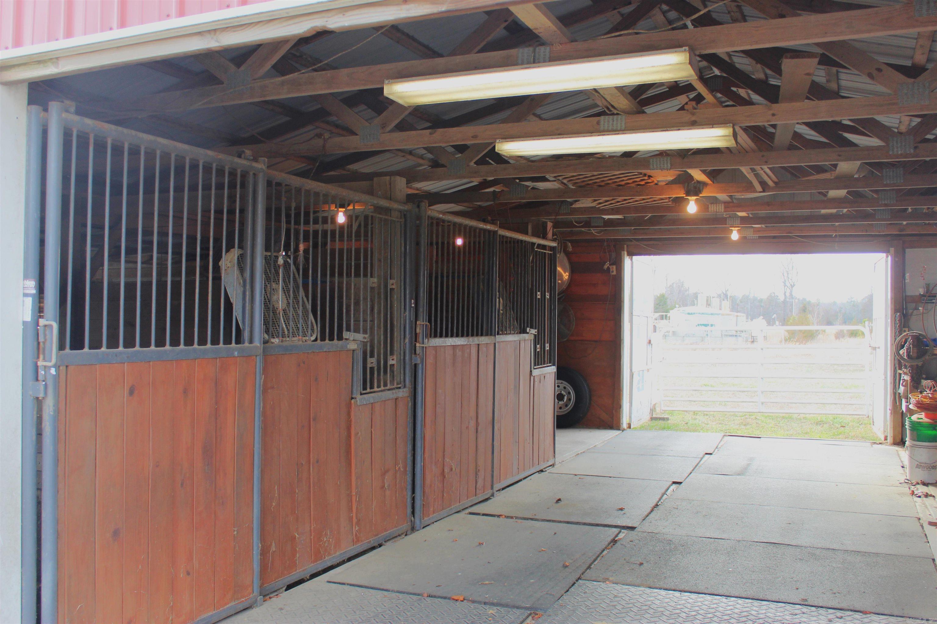 1770 S Stacy Springs  Quitman, AR