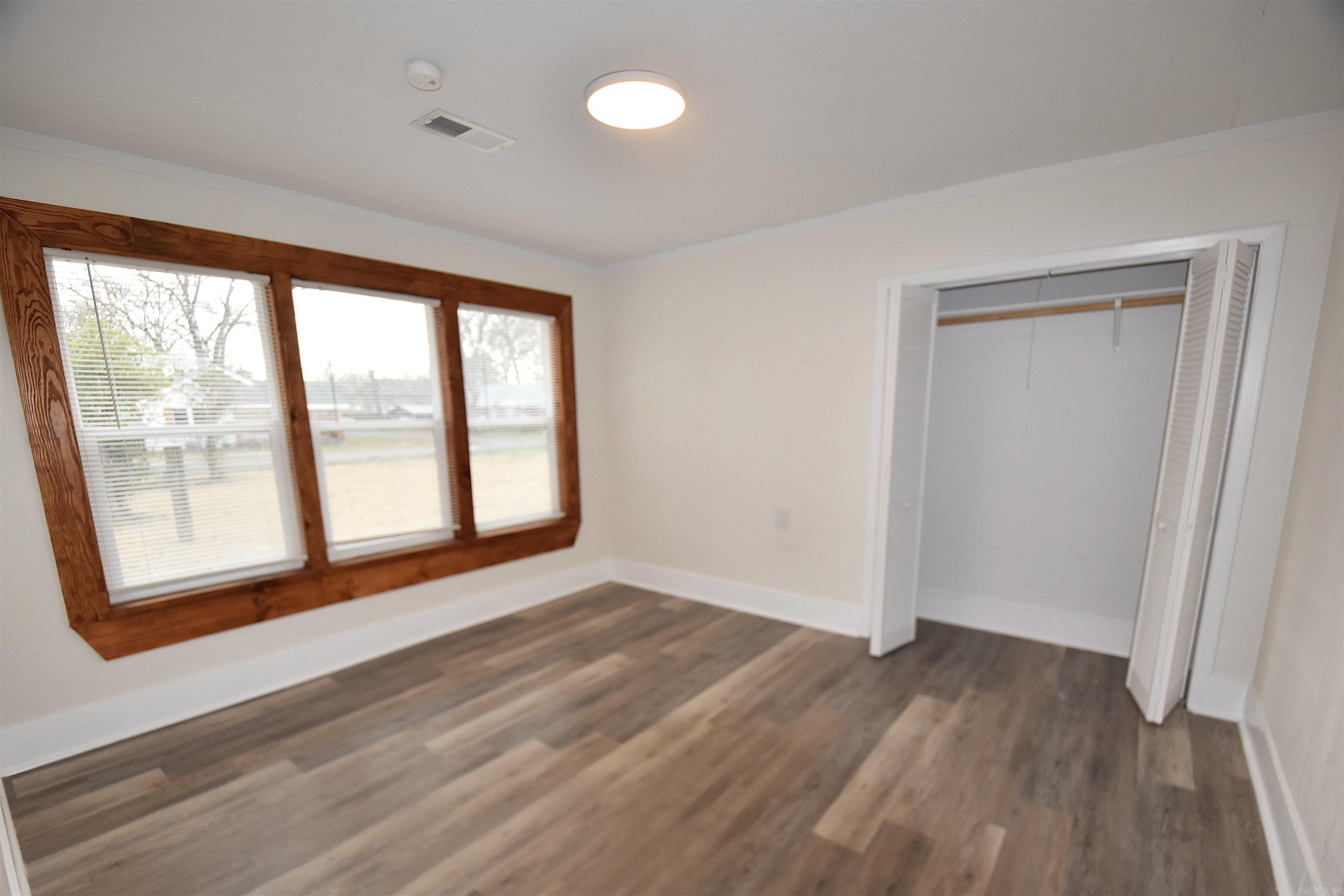 1221 & 1221-1/2 Georgia  Malvern, AR