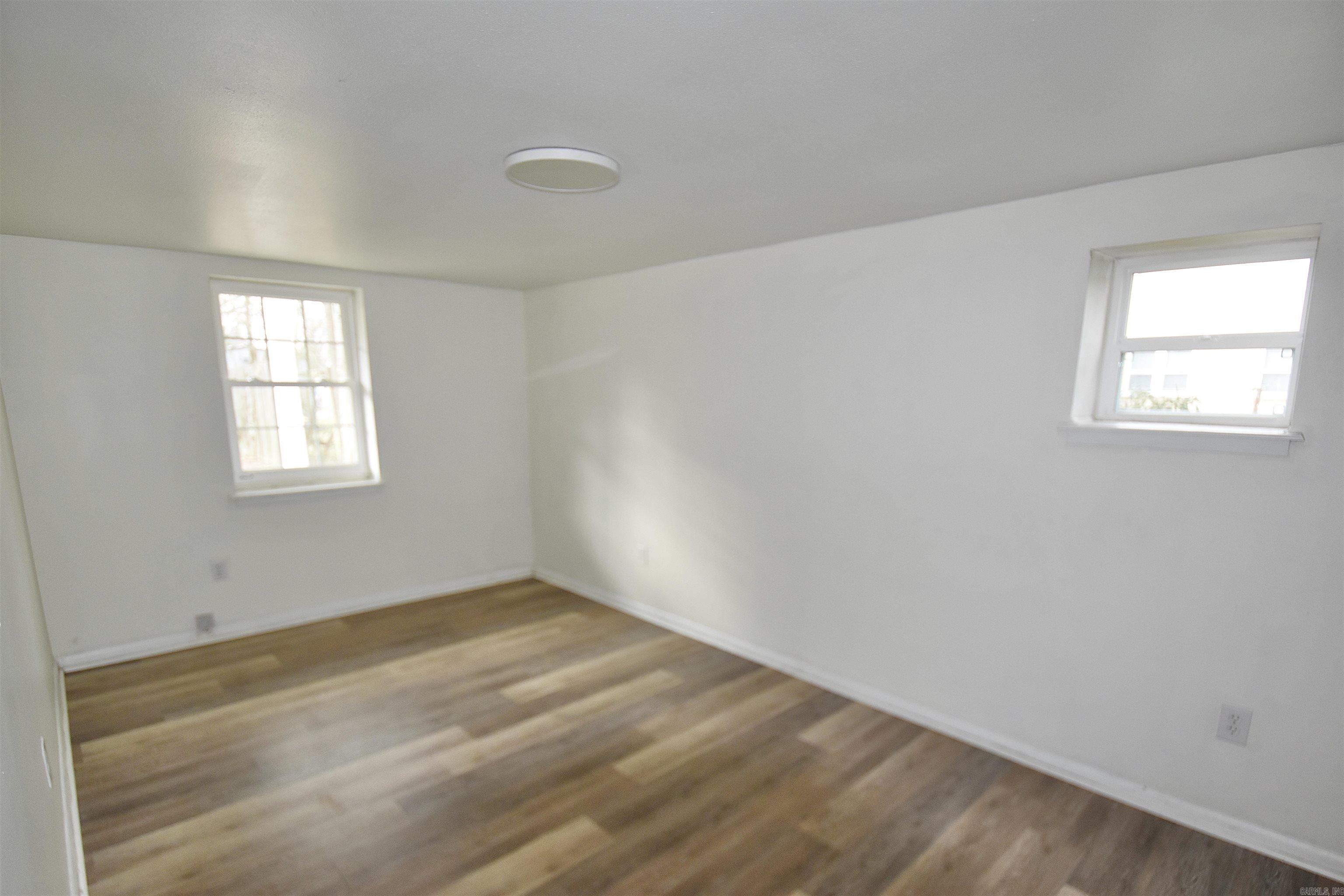 1221 & 1221-1/2 Georgia  Malvern, AR