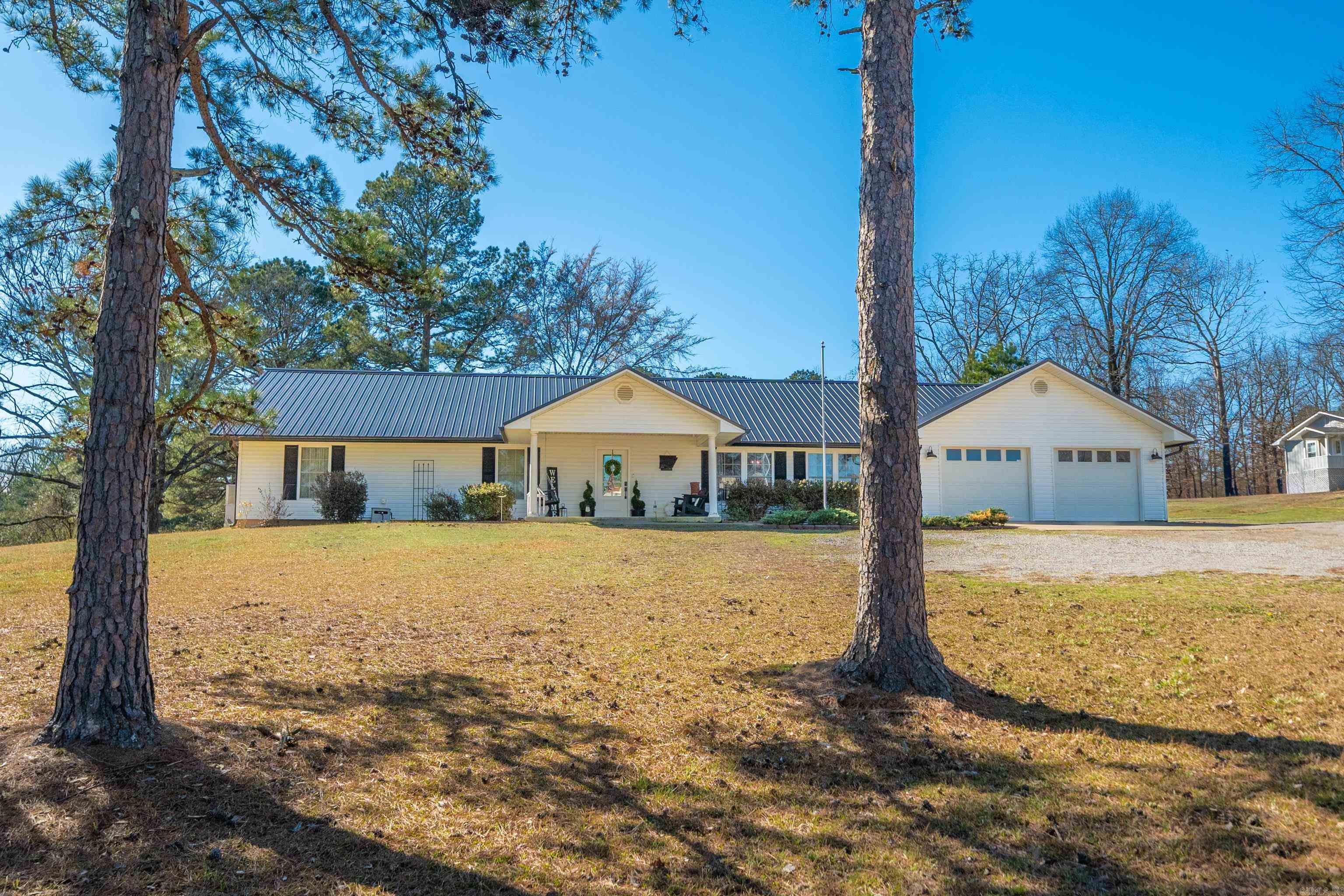 230 S Ross Maddox  Pearcy, AR