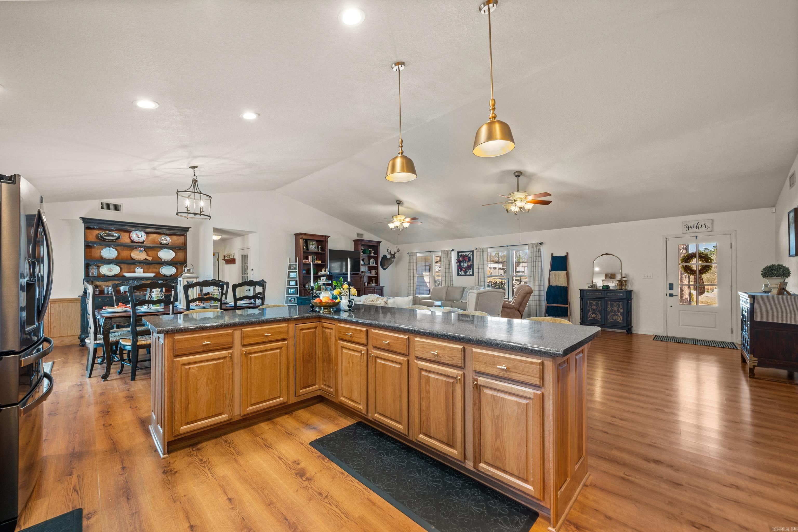 230 S Ross Maddox  Pearcy, AR