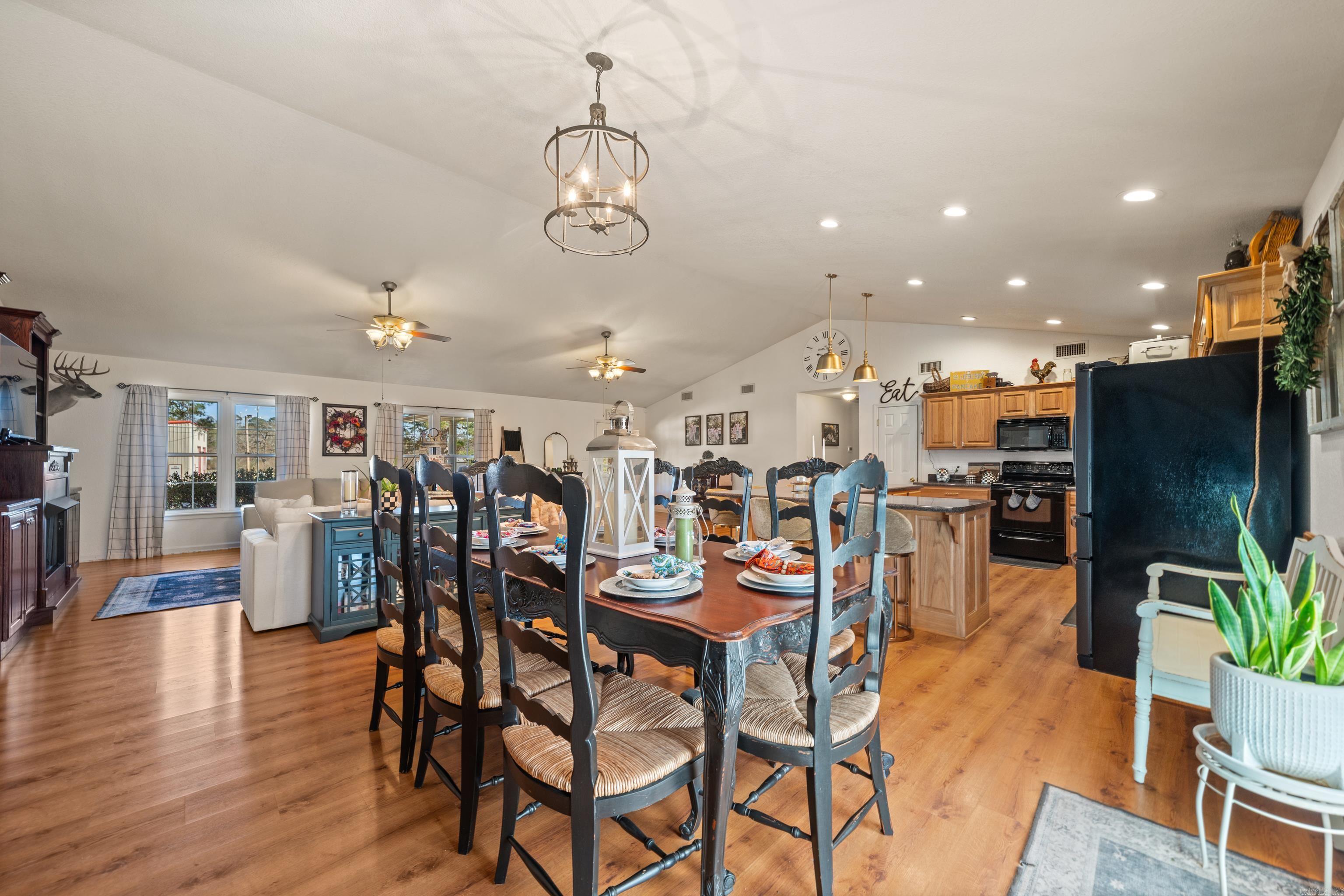 230 S Ross Maddox  Pearcy, AR