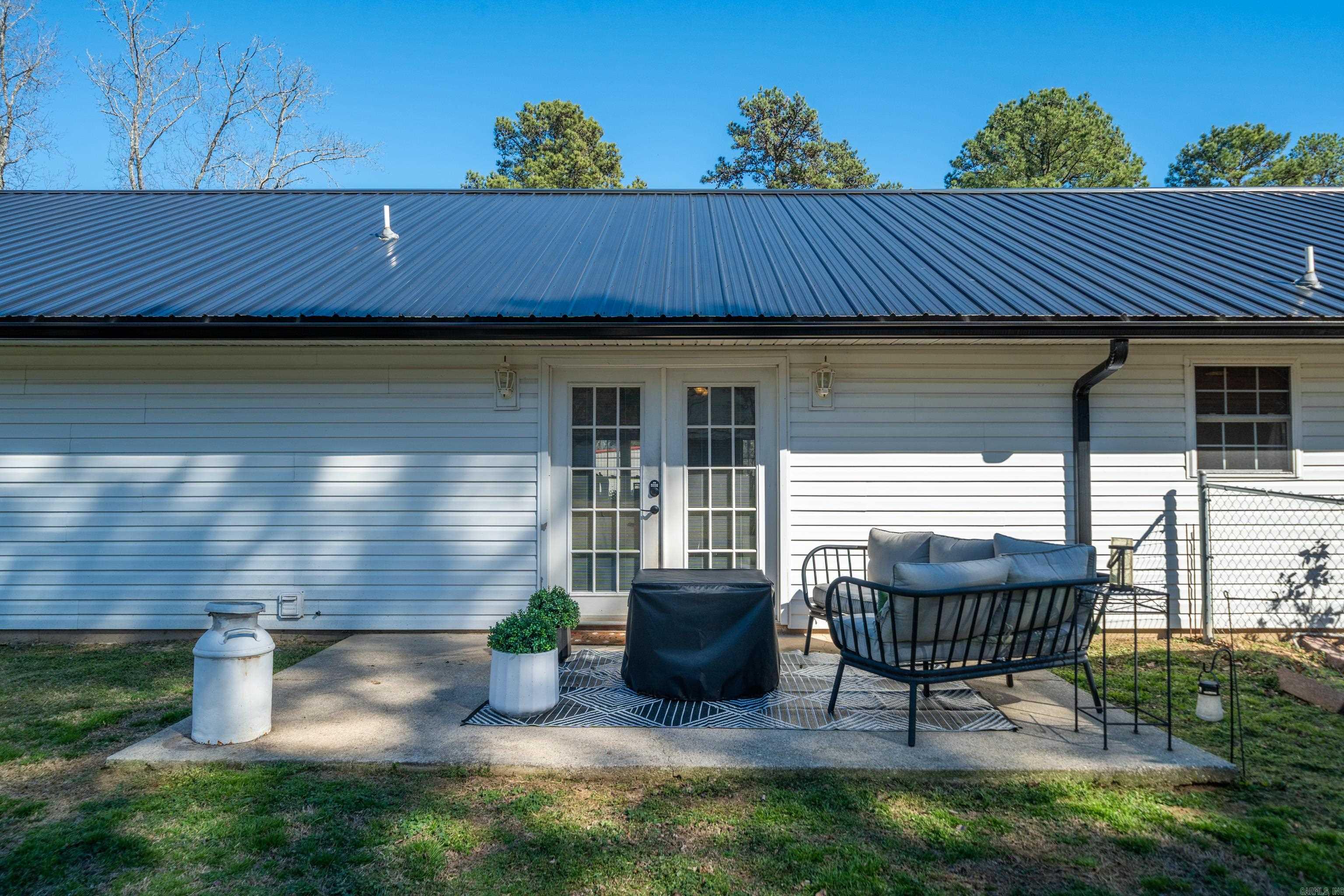 230 S Ross Maddox  Pearcy, AR