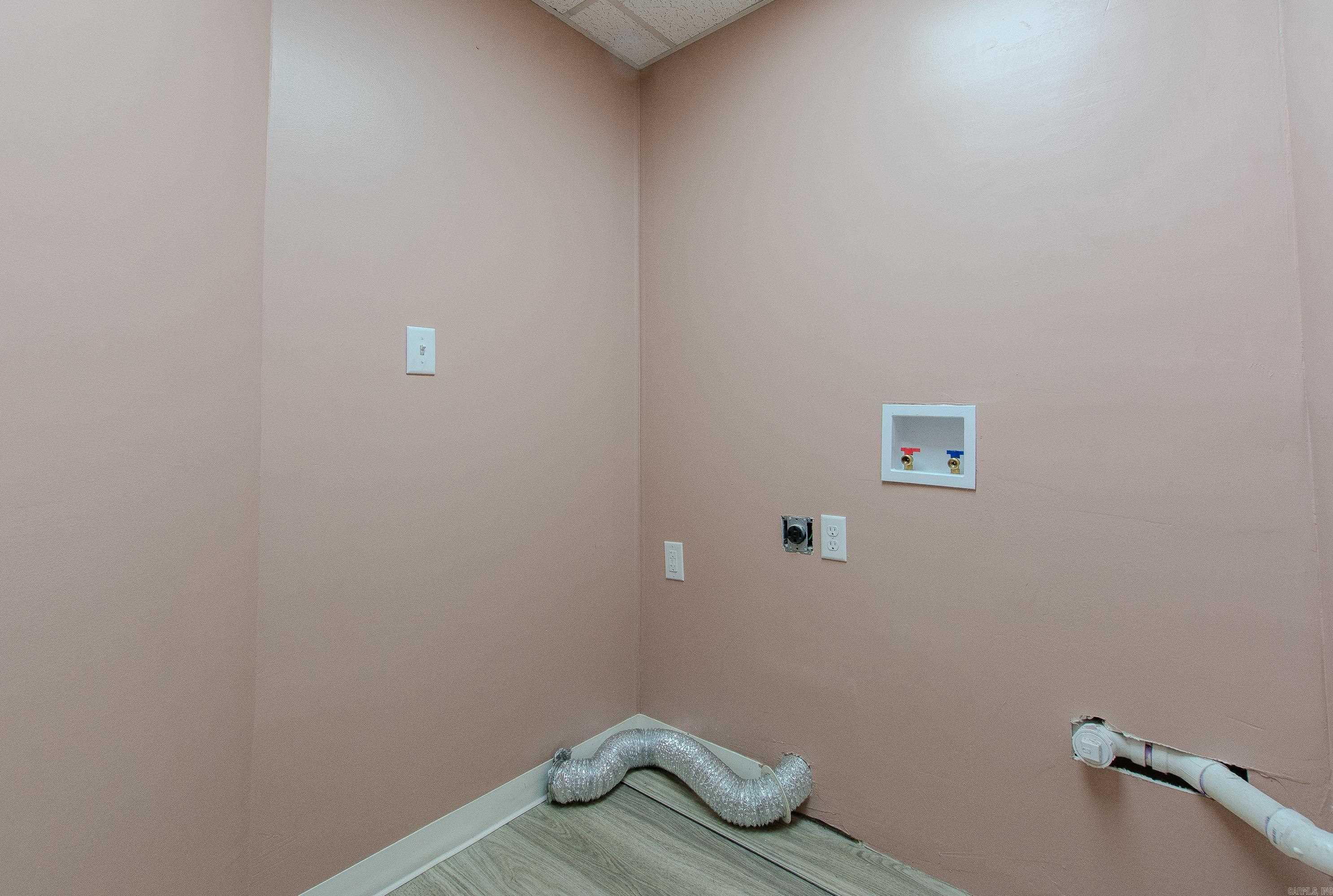 1904 Evans Loop  Bryant, AR