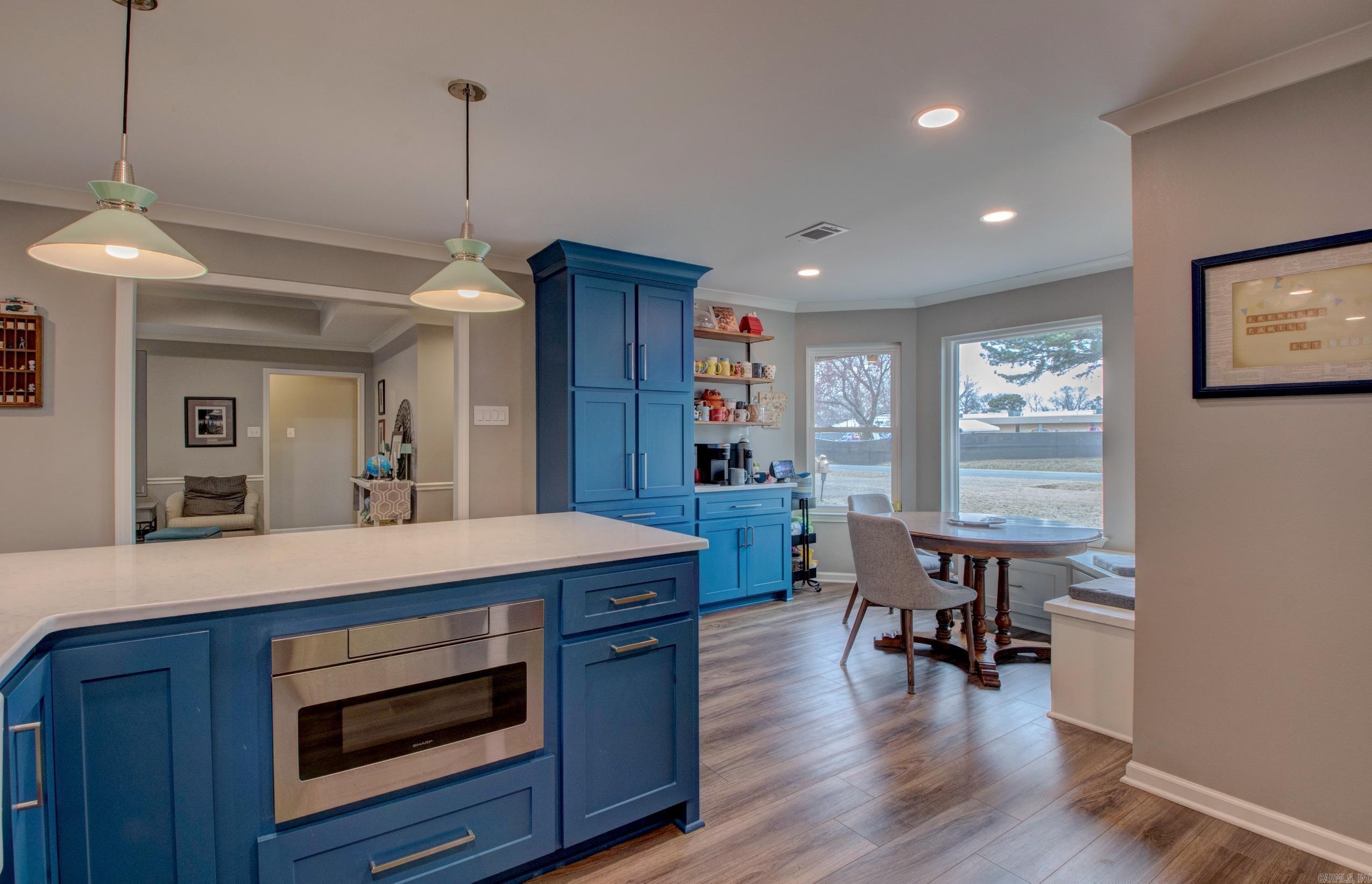 4 Riviera  Conway, AR