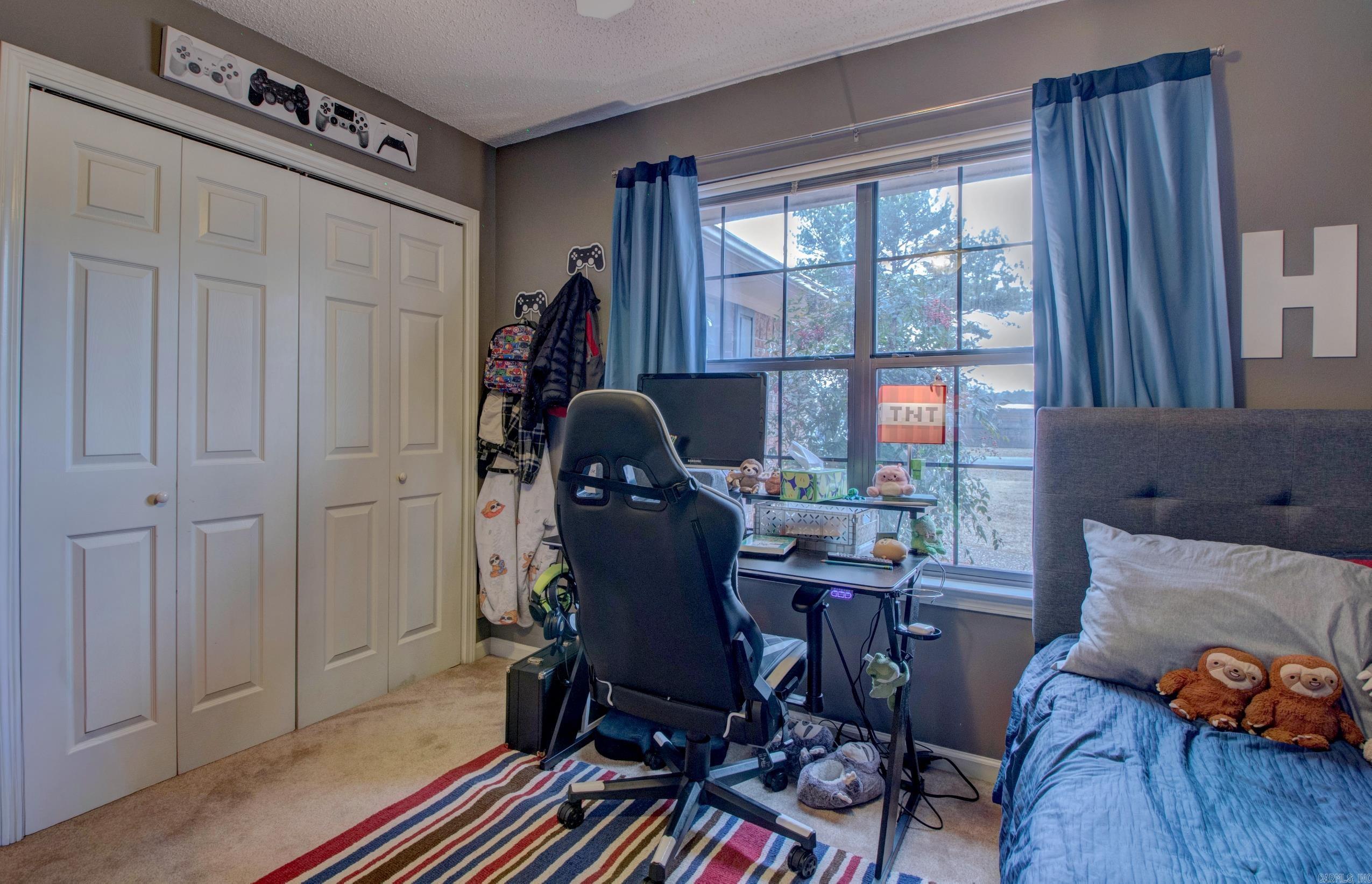 4 Riviera  Conway, AR