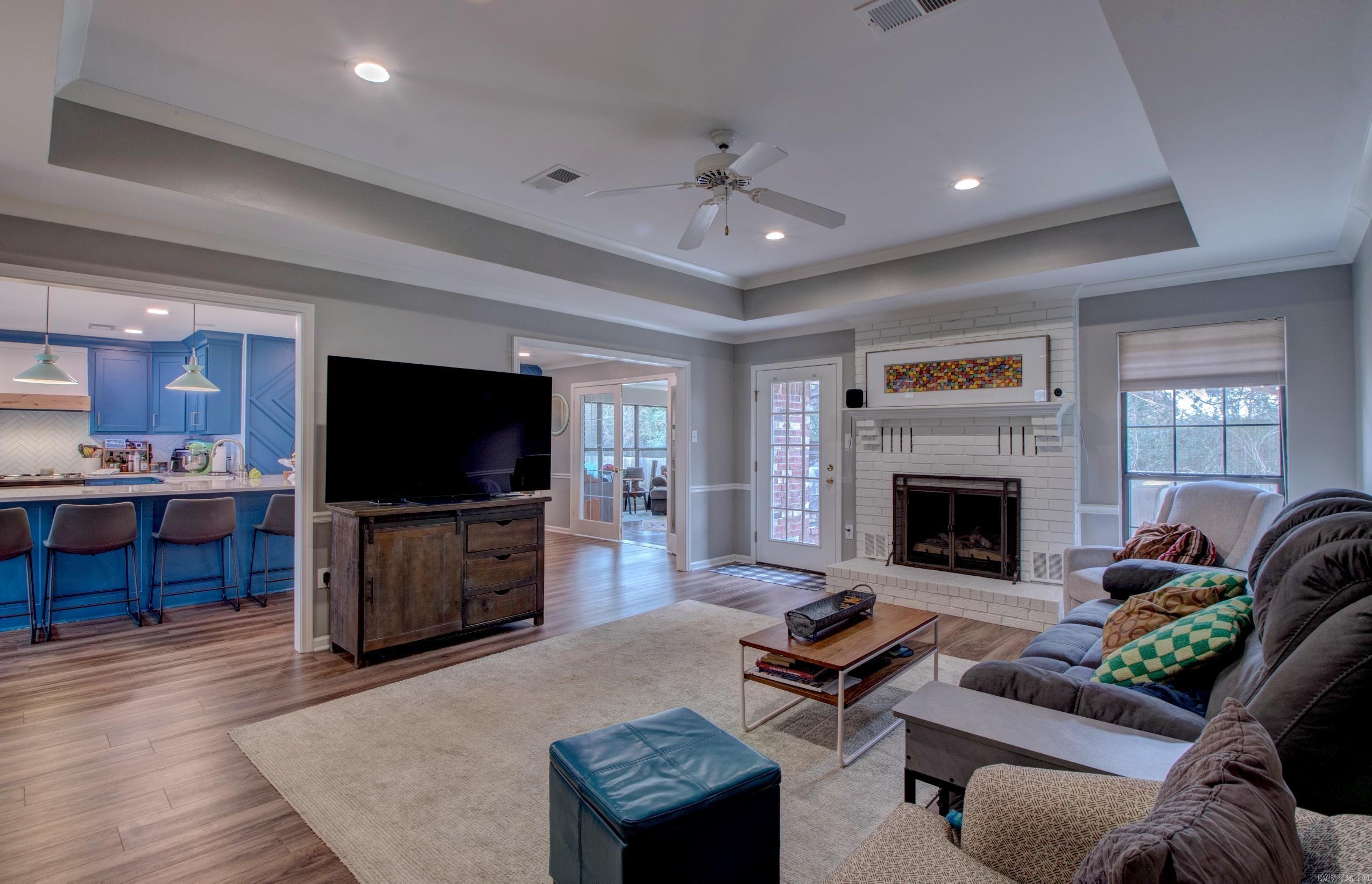 4 Riviera  Conway, AR