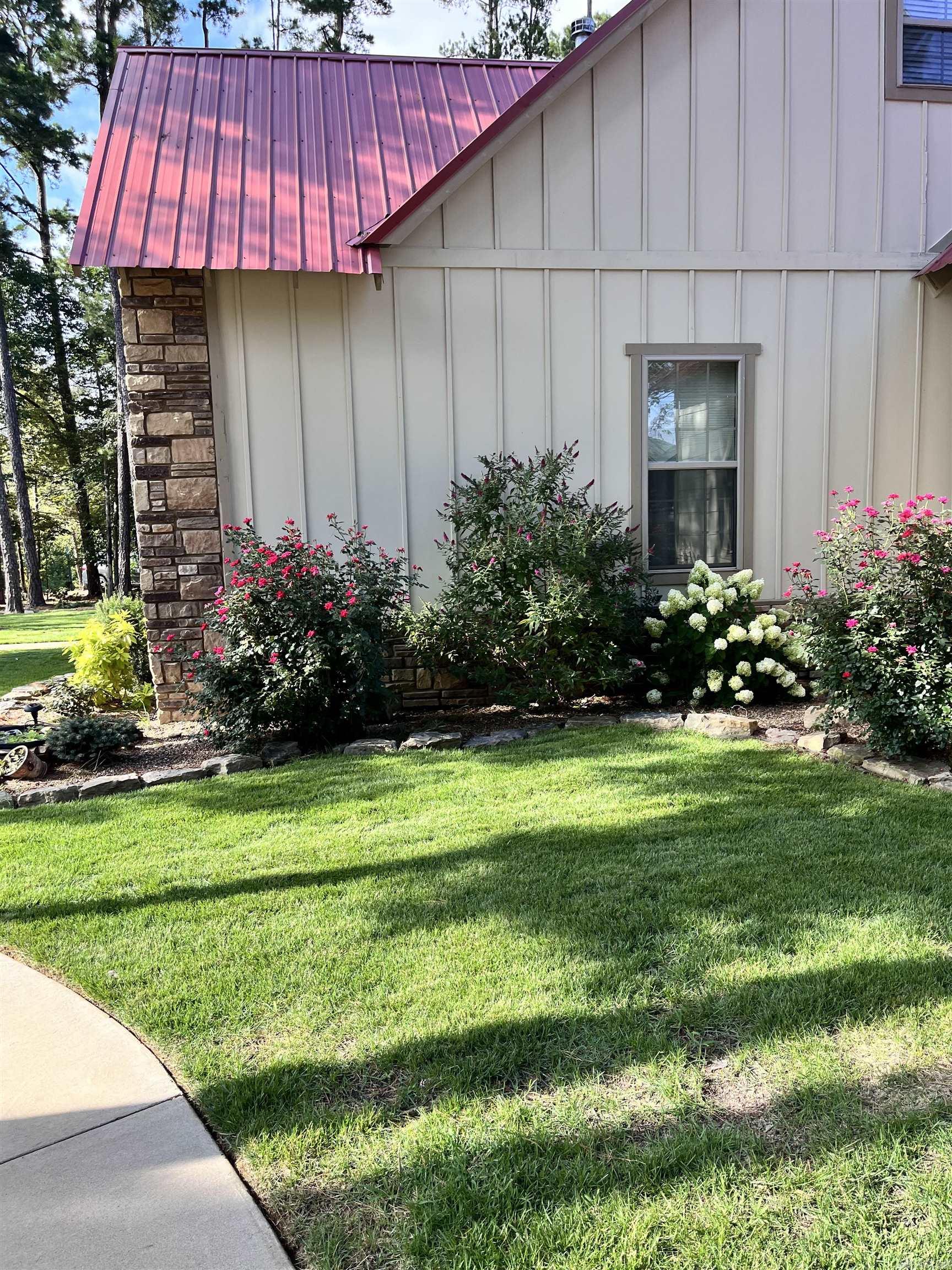 17 Diane's  Heber Springs, AR