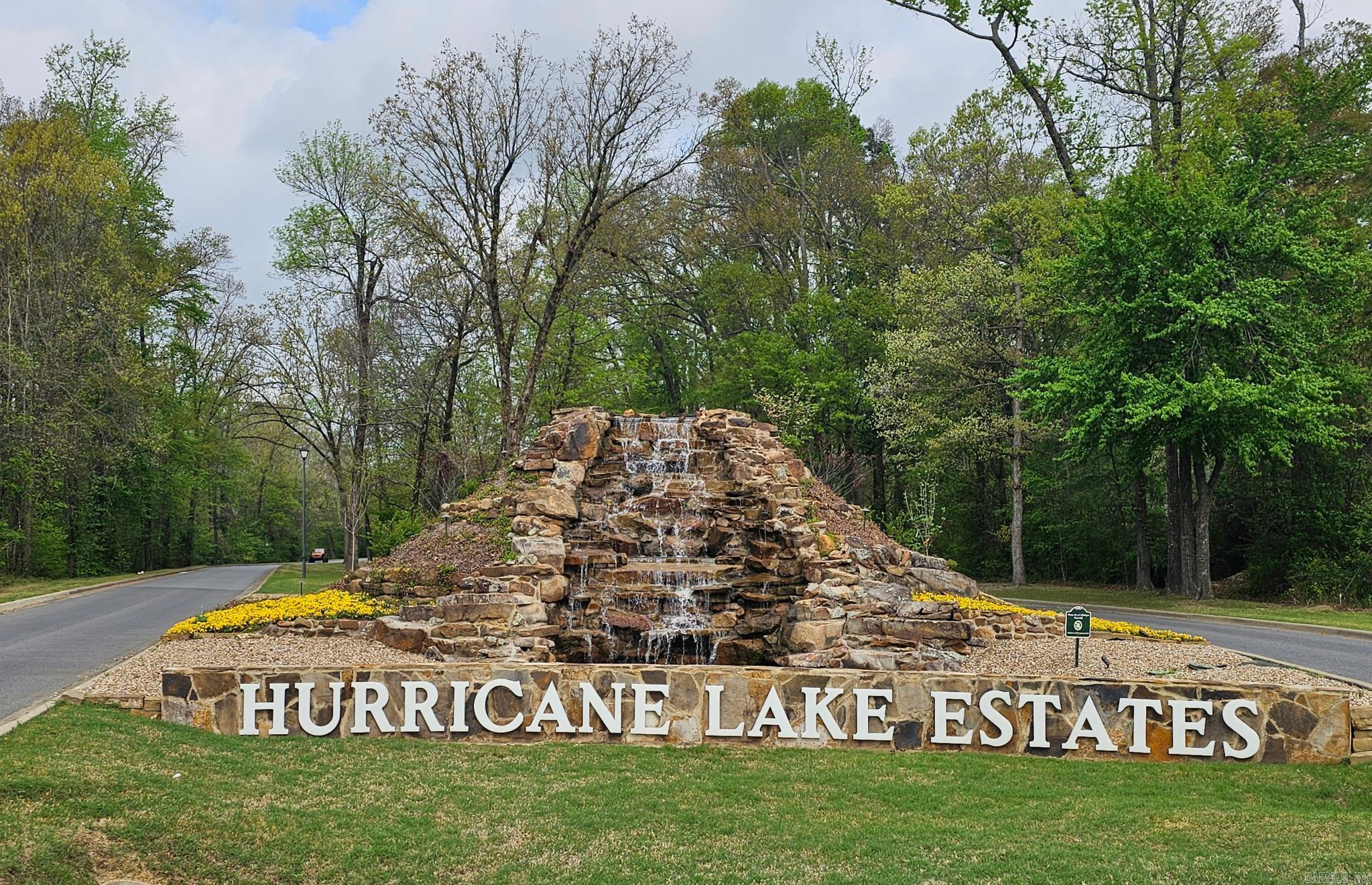 7926 S Shoreline Boulevard Benton, AR 72019