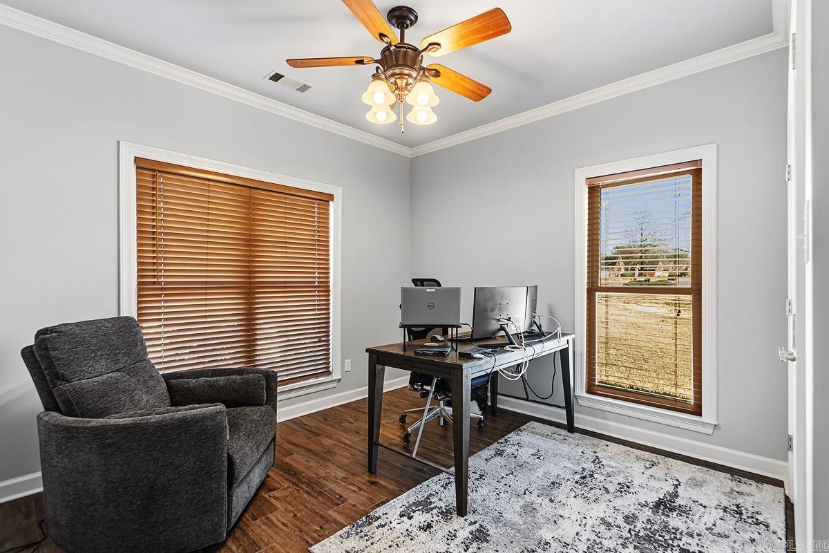 5015 Caribbean Drive W Benton, AR 72019