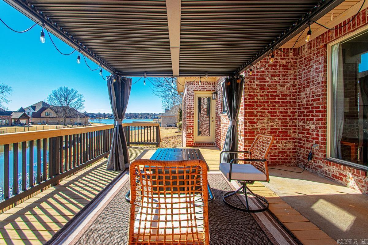 5015 Caribbean Drive W  Benton, AR