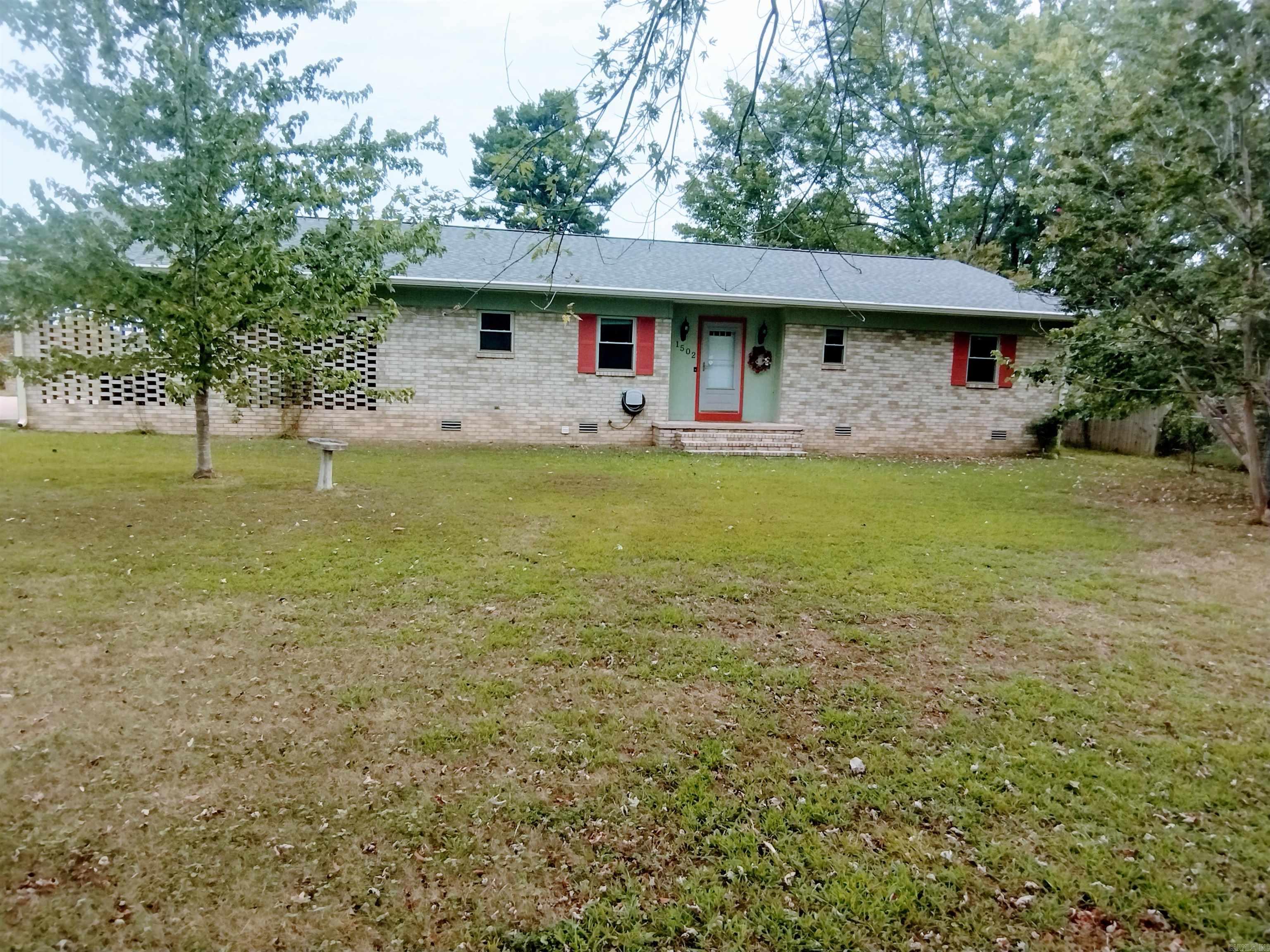1502 Cynthia ST  Mountain View, AR