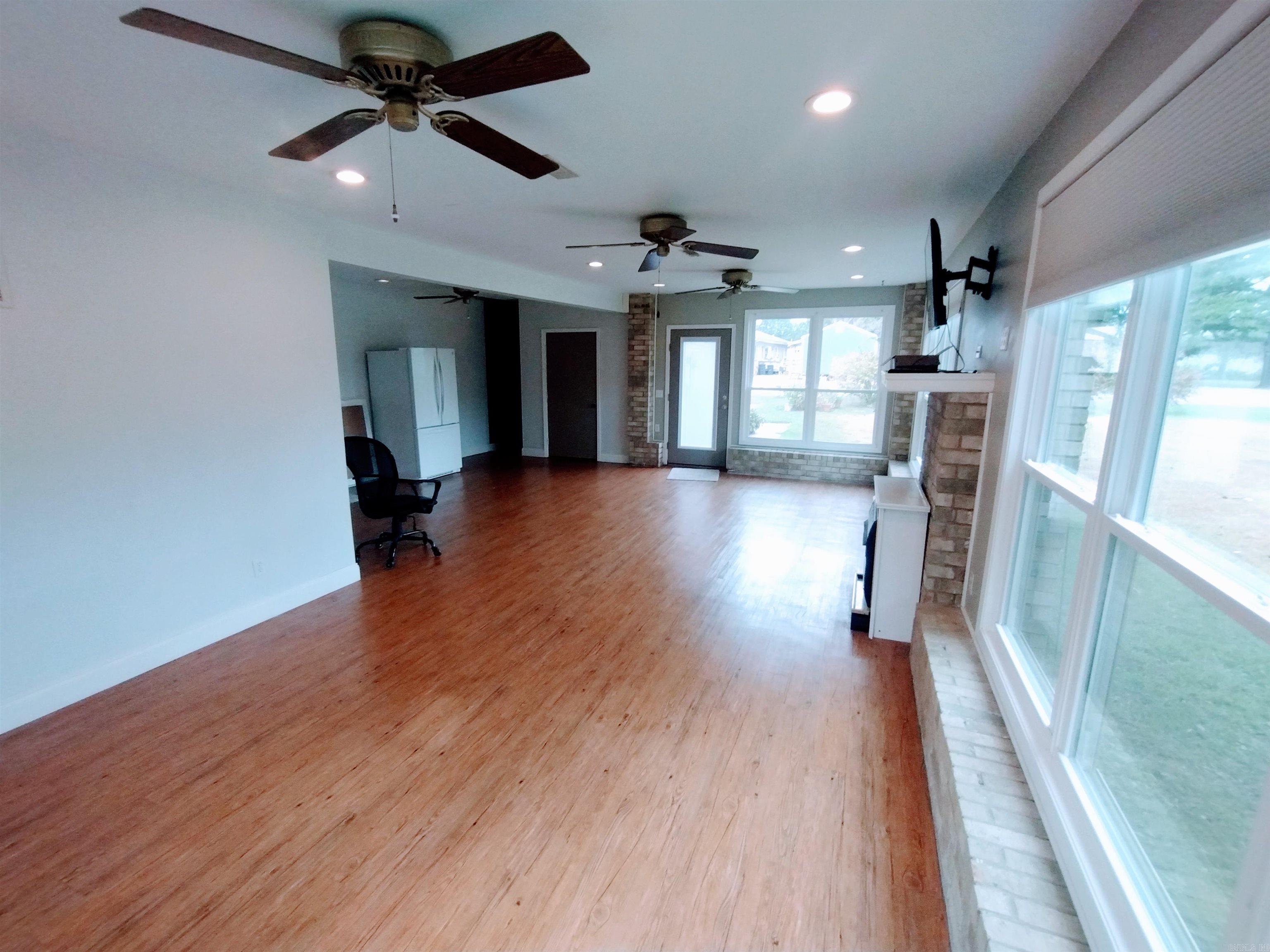 1502 Cynthia ST  Mountain View, AR