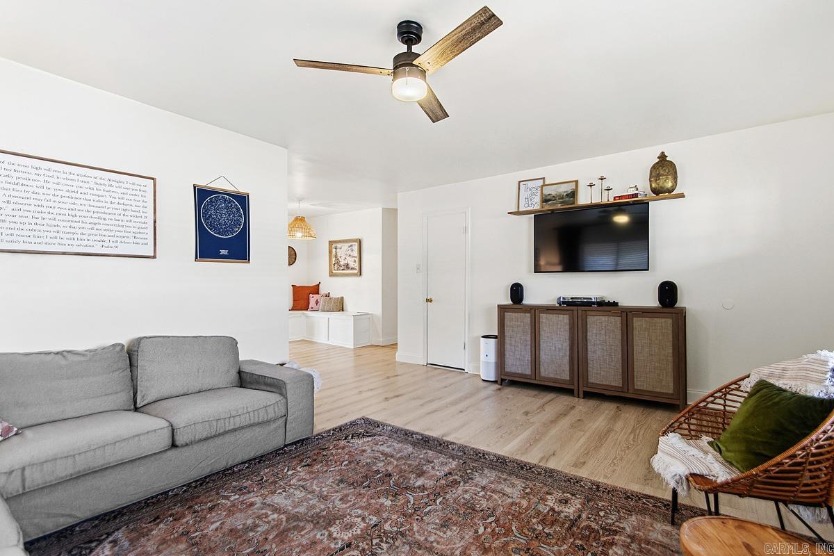 2207 Independence  Conway, AR