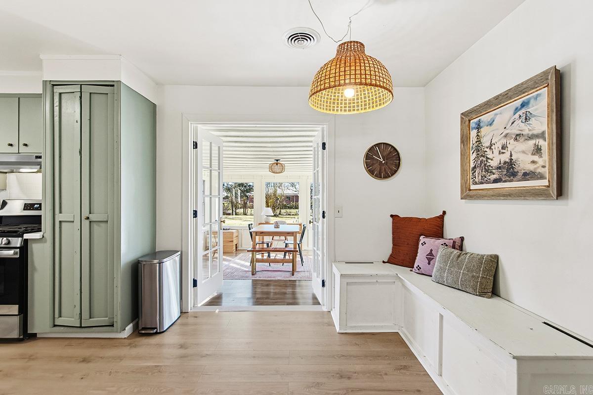 2207 Independence  Conway, AR