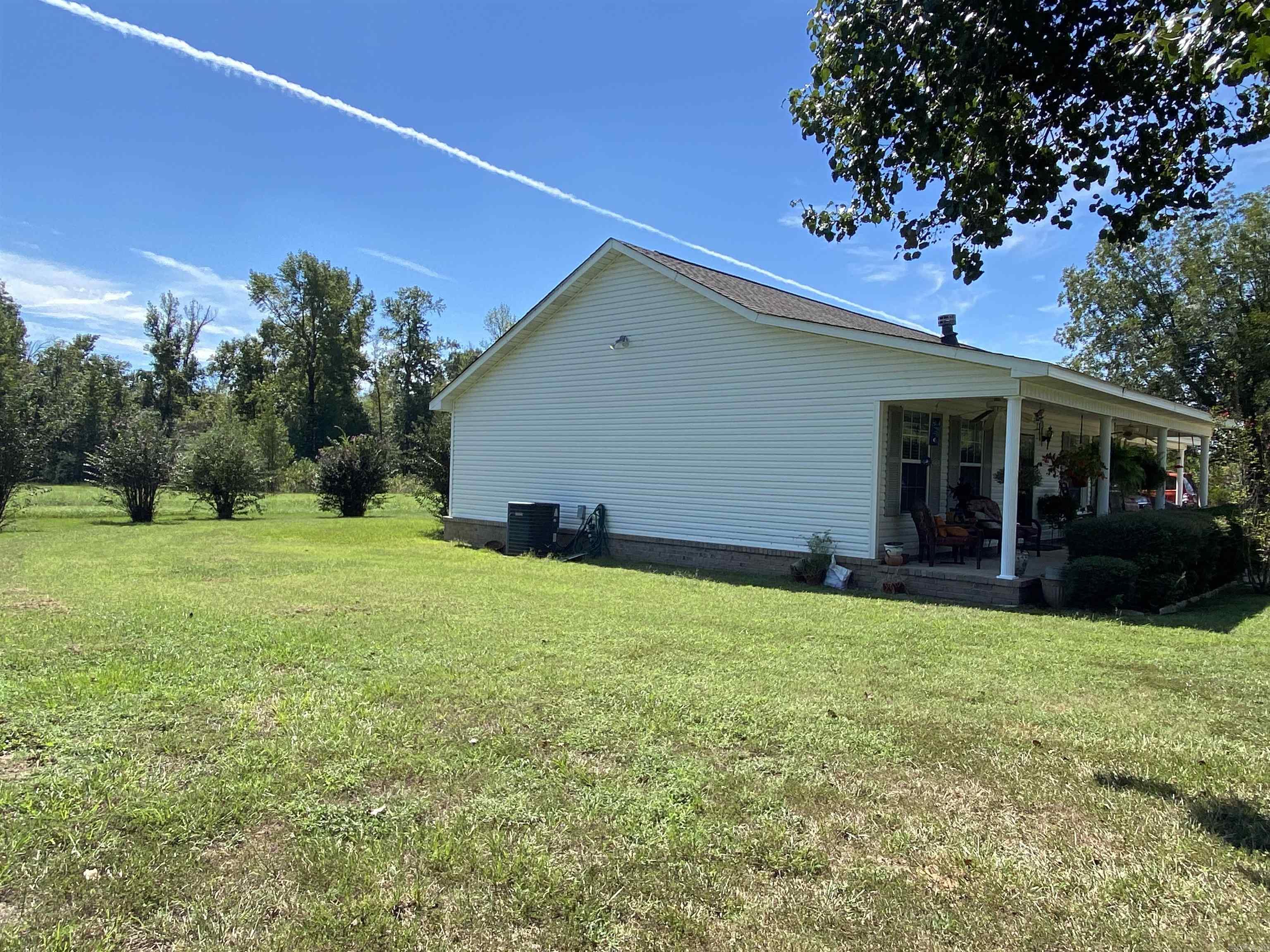 1805 Hwy 27 N 1797 Hwy 27 N Nashville, AR