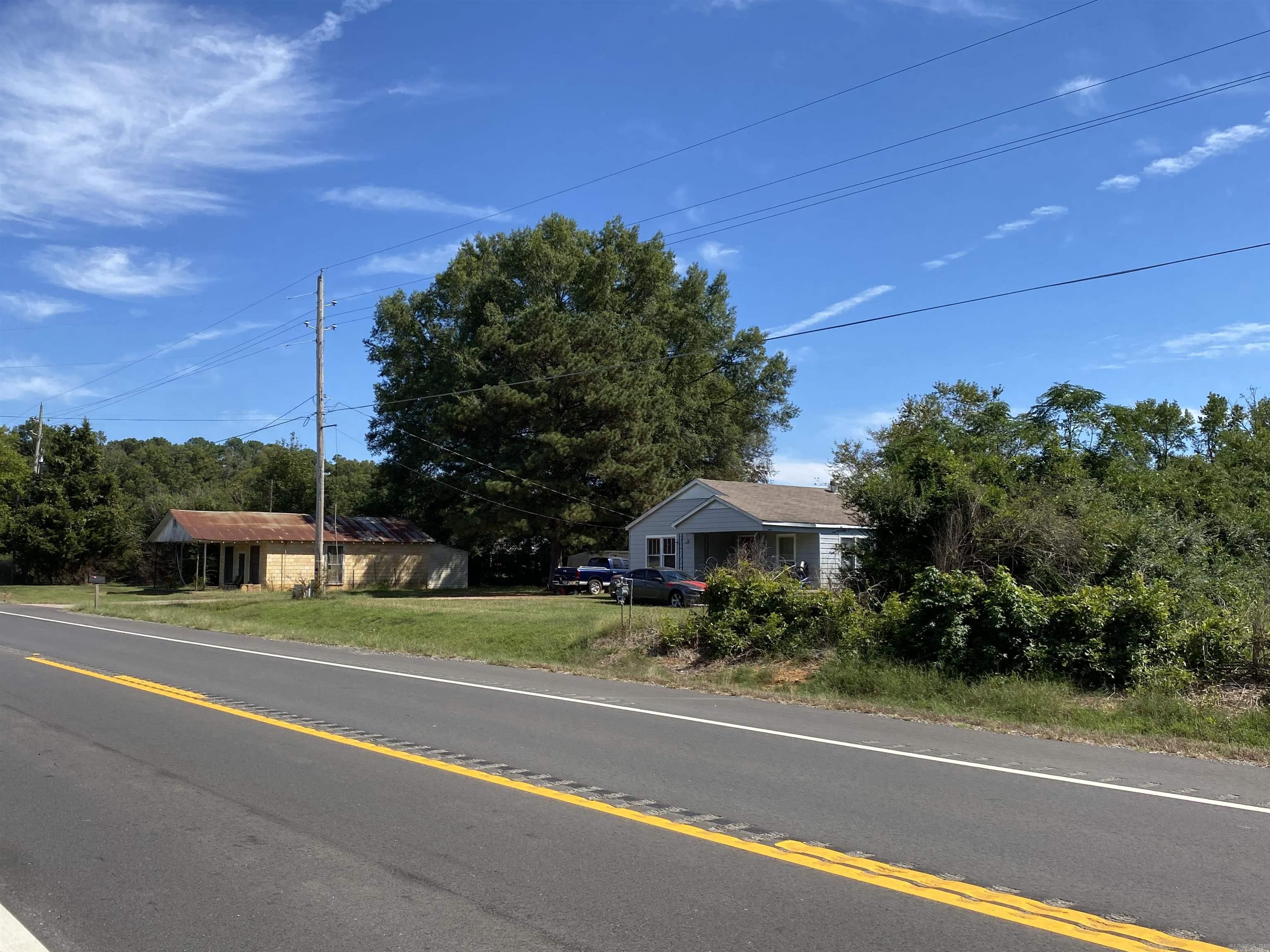 1805 Hwy 27 N 1797 Hwy 27 N Nashville, AR